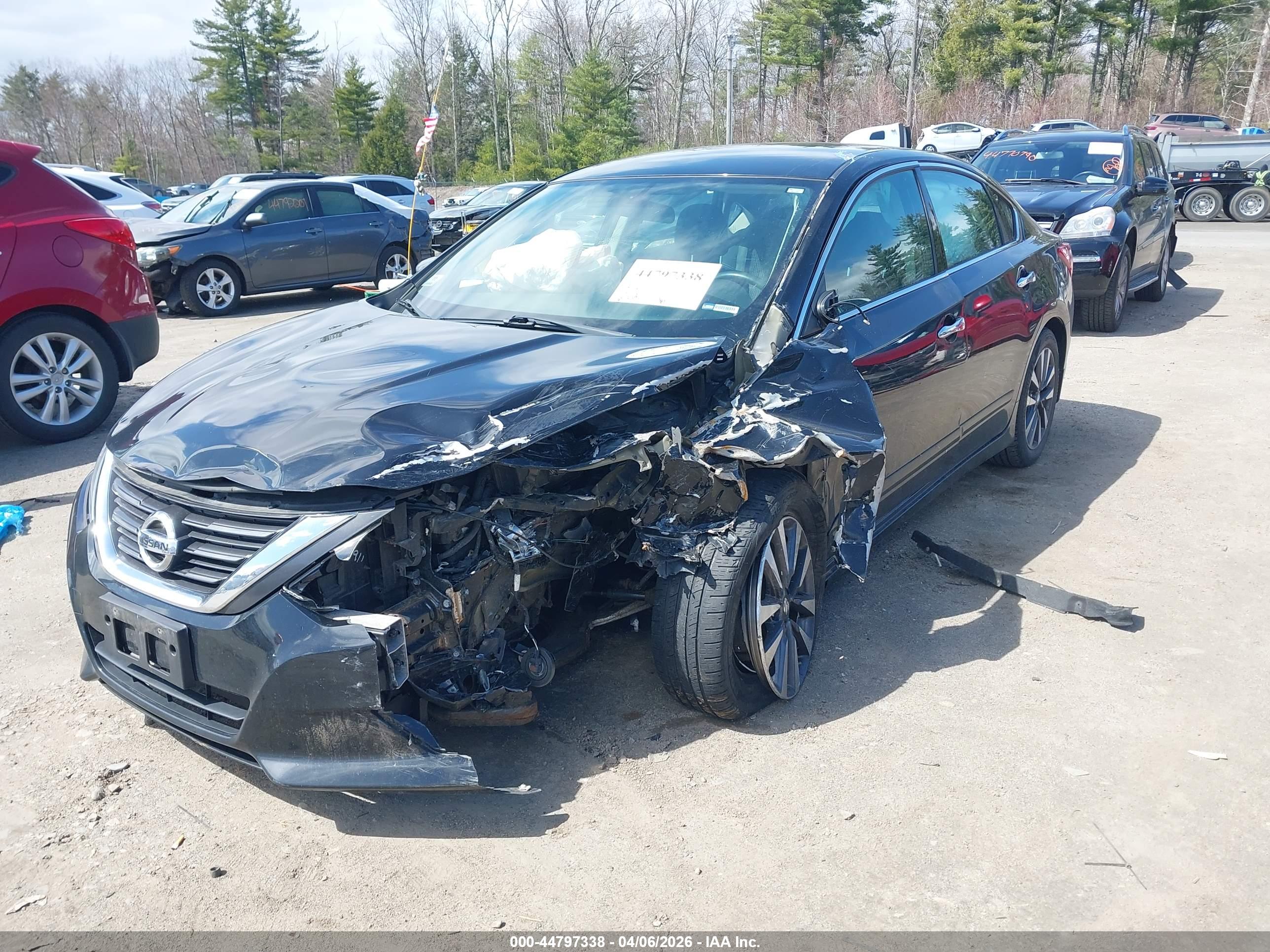 NISSAN ALTIMA image 6