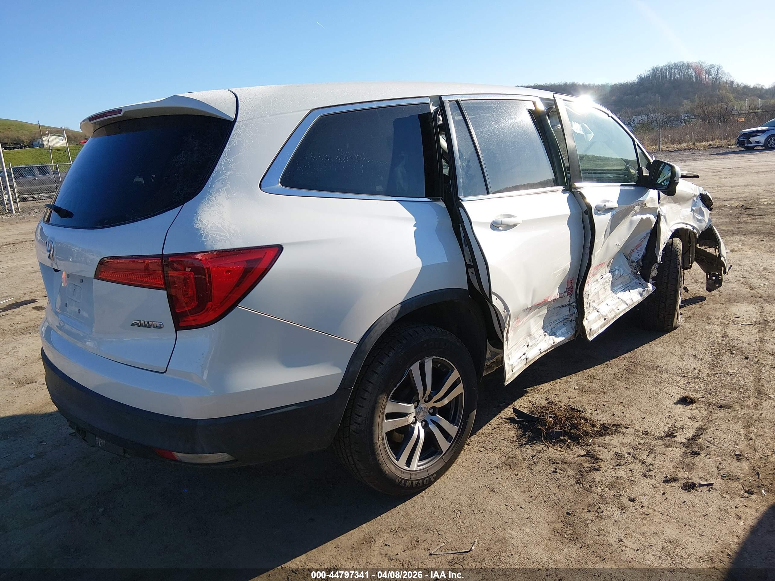 HONDA PILOT image 4