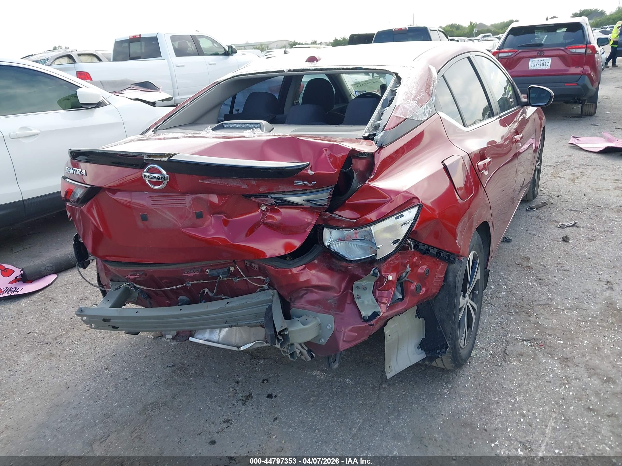 NISSAN SENTRA image 6