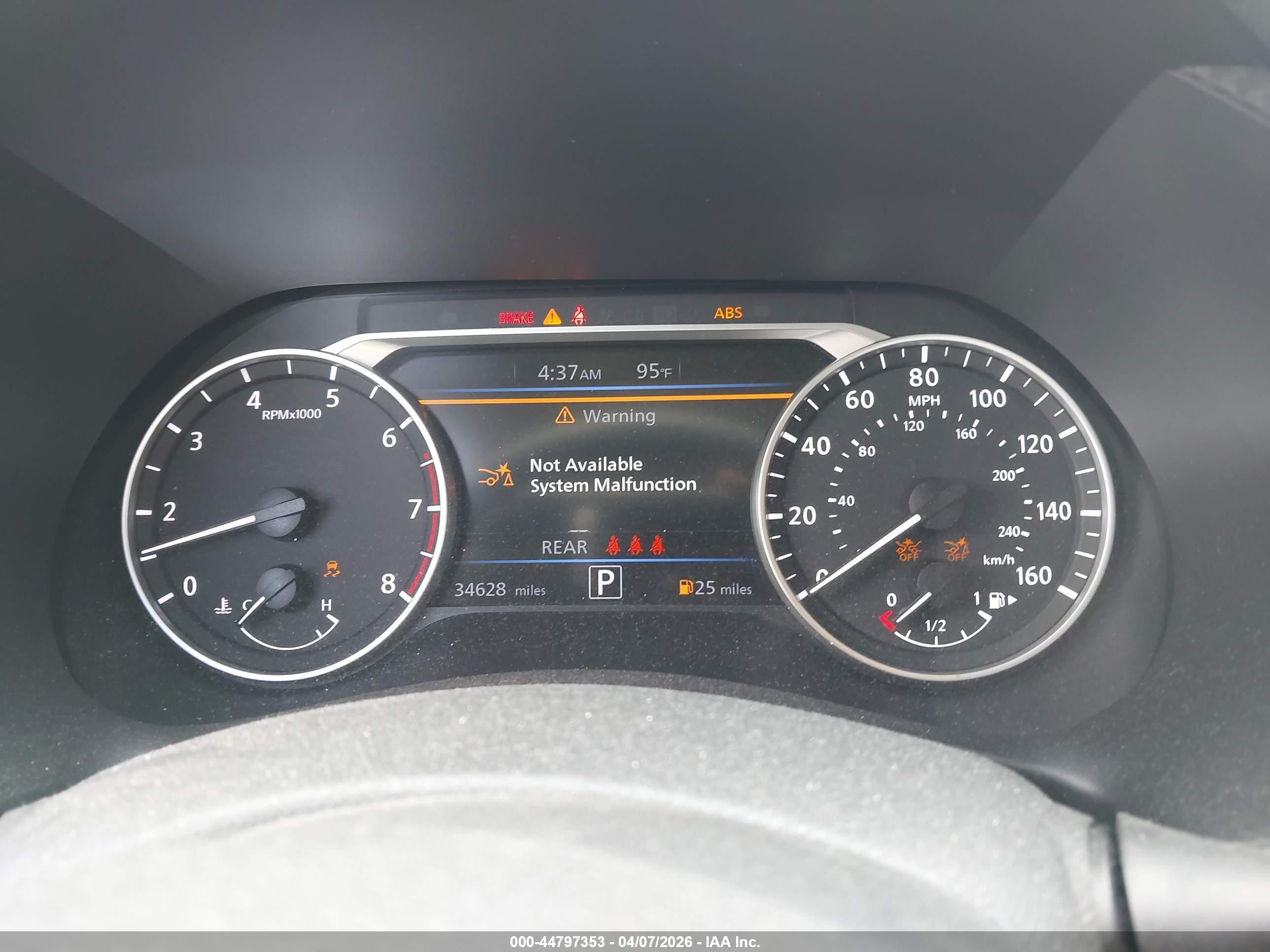 NISSAN SENTRA image 7