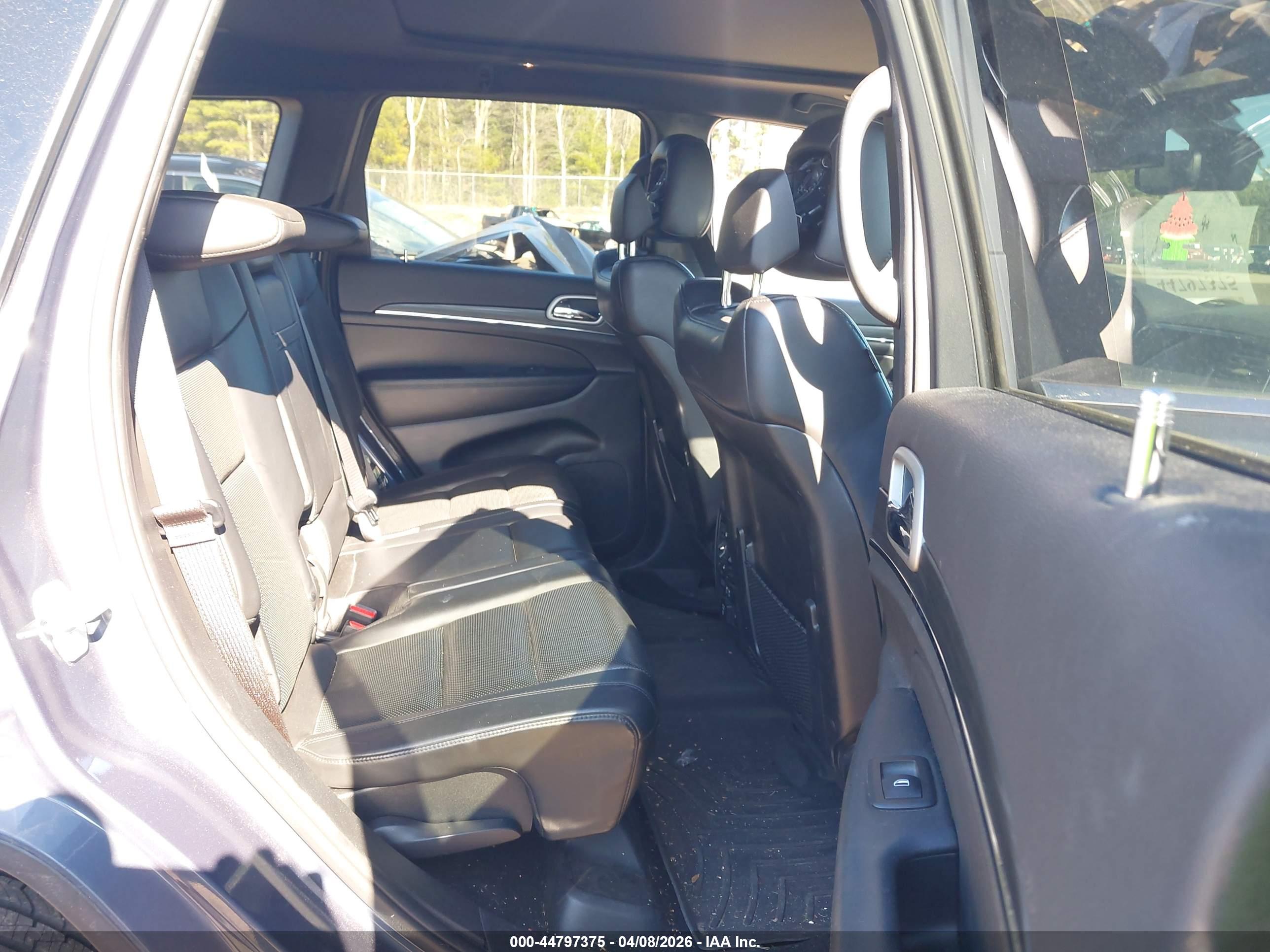 JEEP GRAND image 8