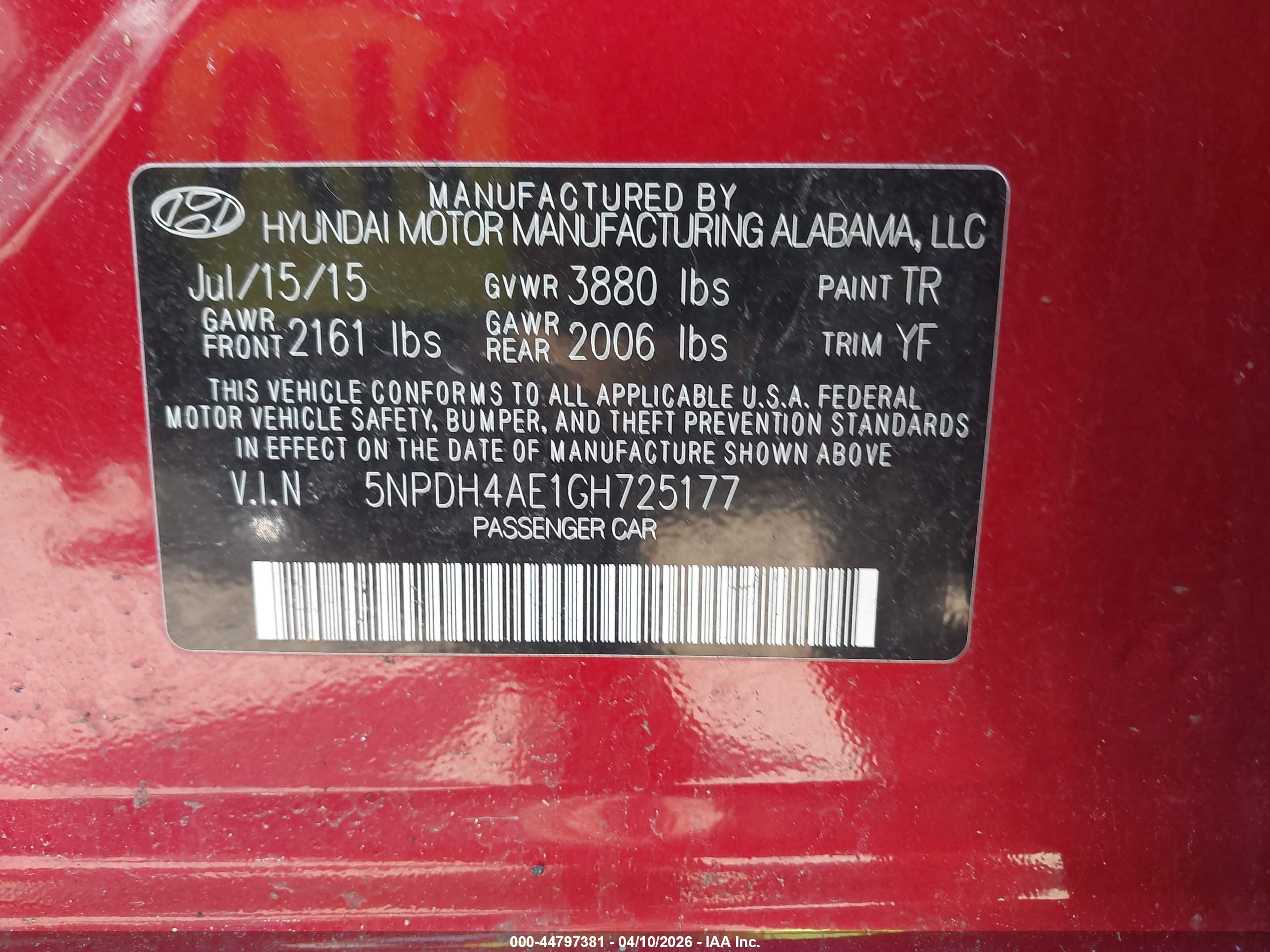 HYUNDAI ELANTRA image 9