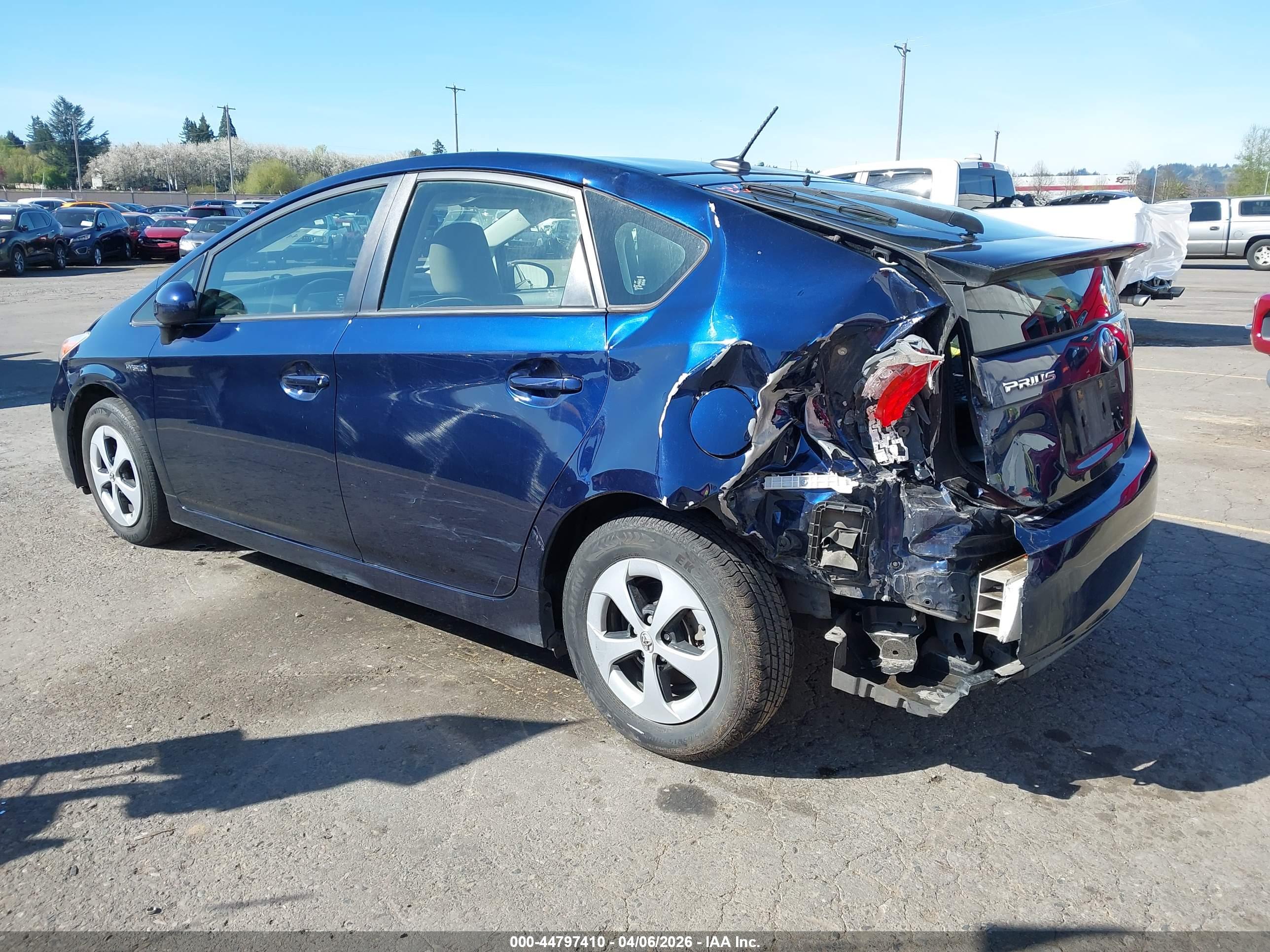 TOYOTA PRIUS image 3