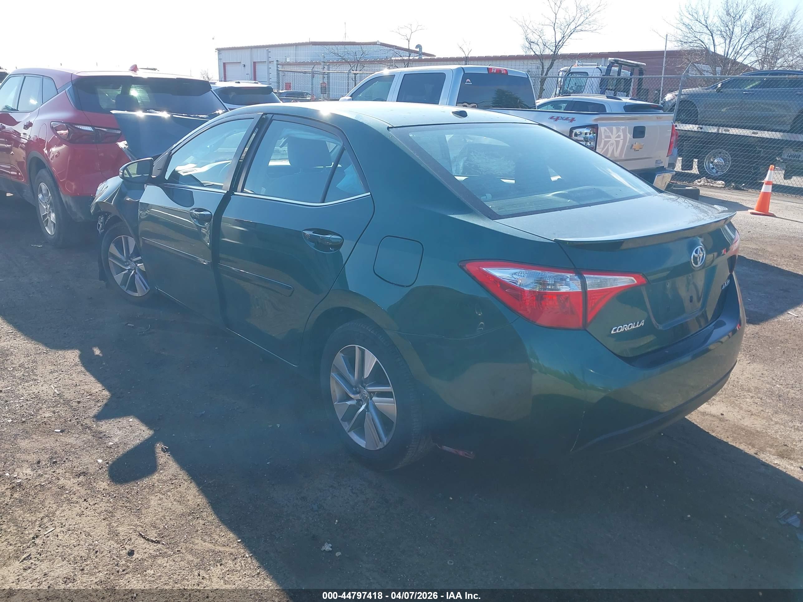 TOYOTA COROLLA image 3