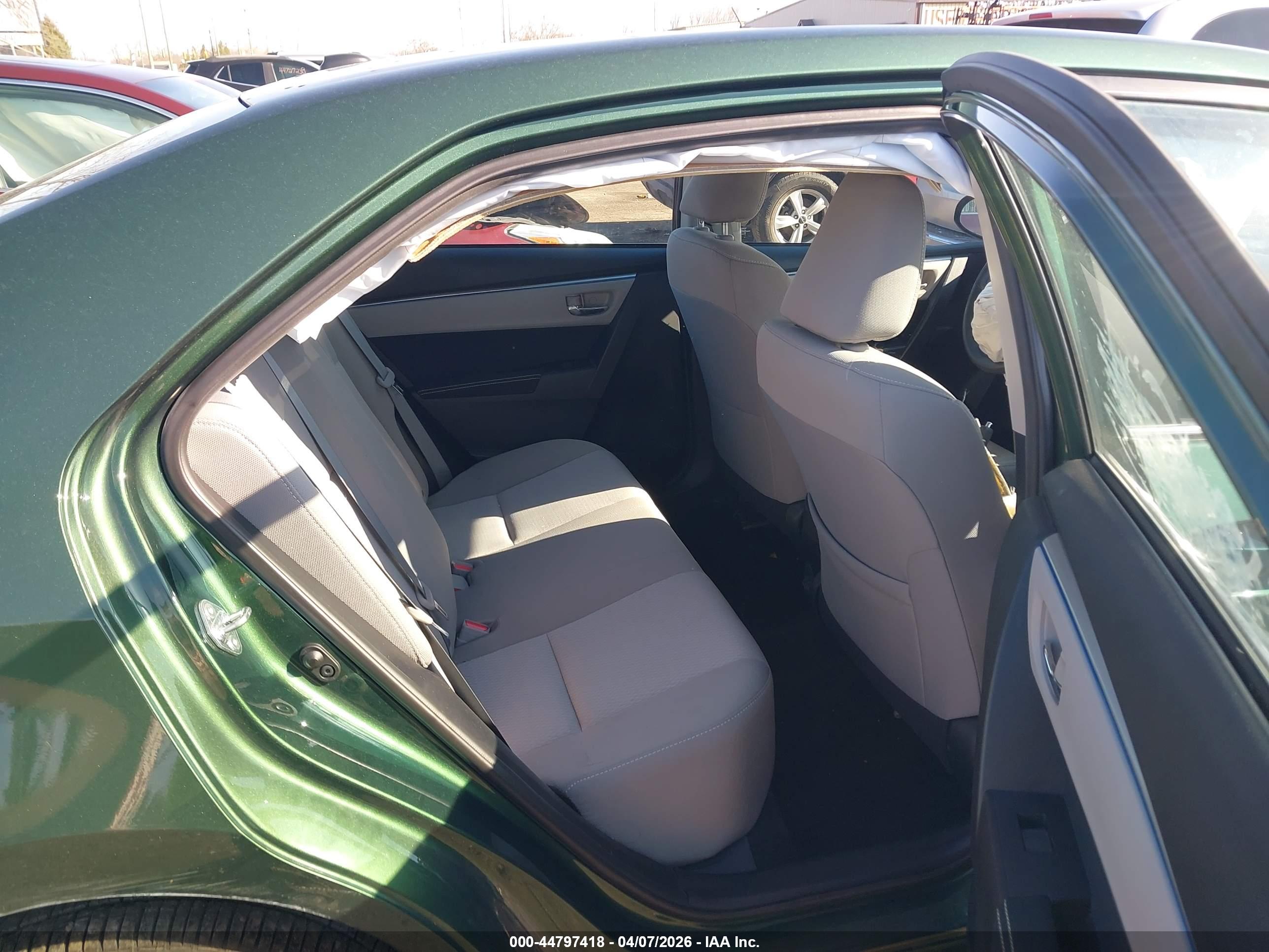 TOYOTA COROLLA image 8
