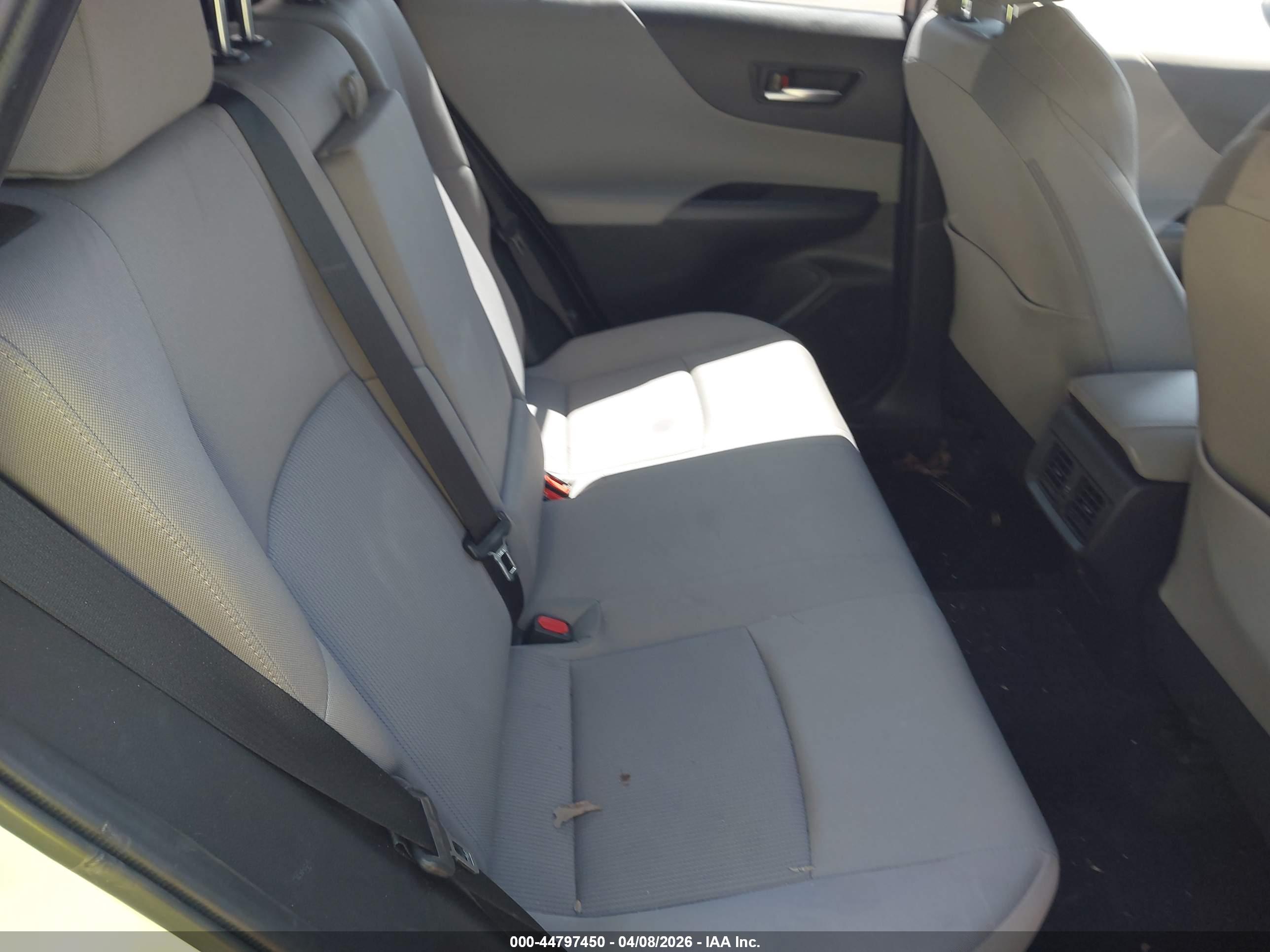 TOYOTA VENZA image 8