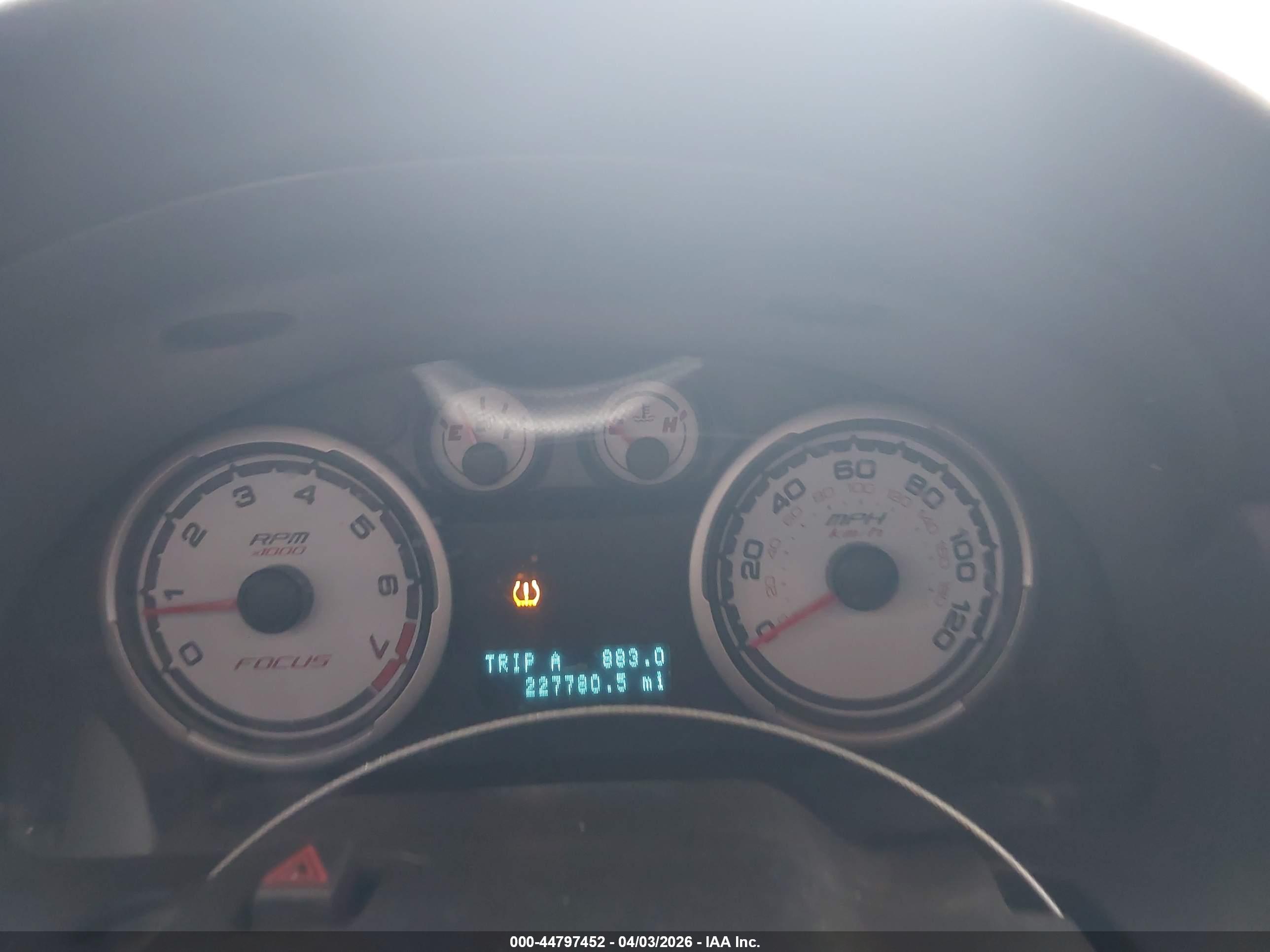 FORD FOCUS image 7