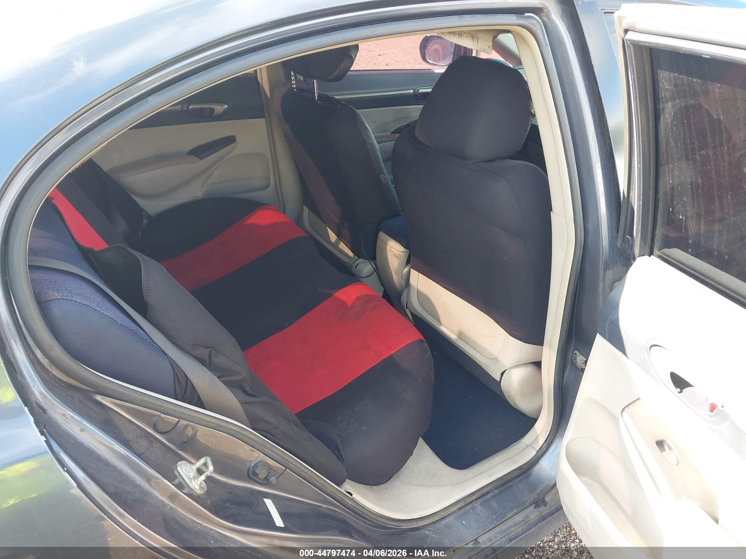 HONDA CIVIC image 8
