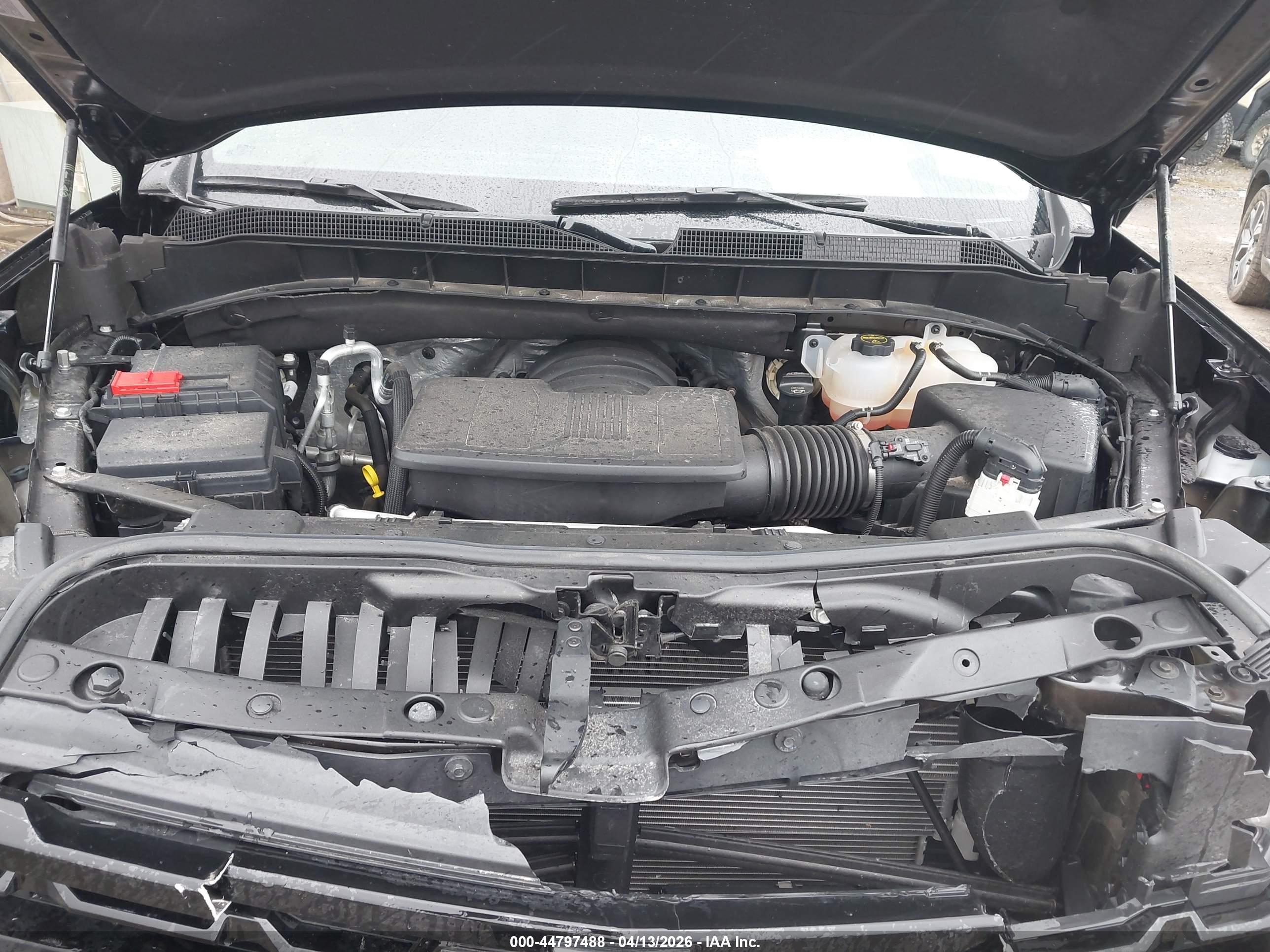CHEVROLET SILVERADO image 10