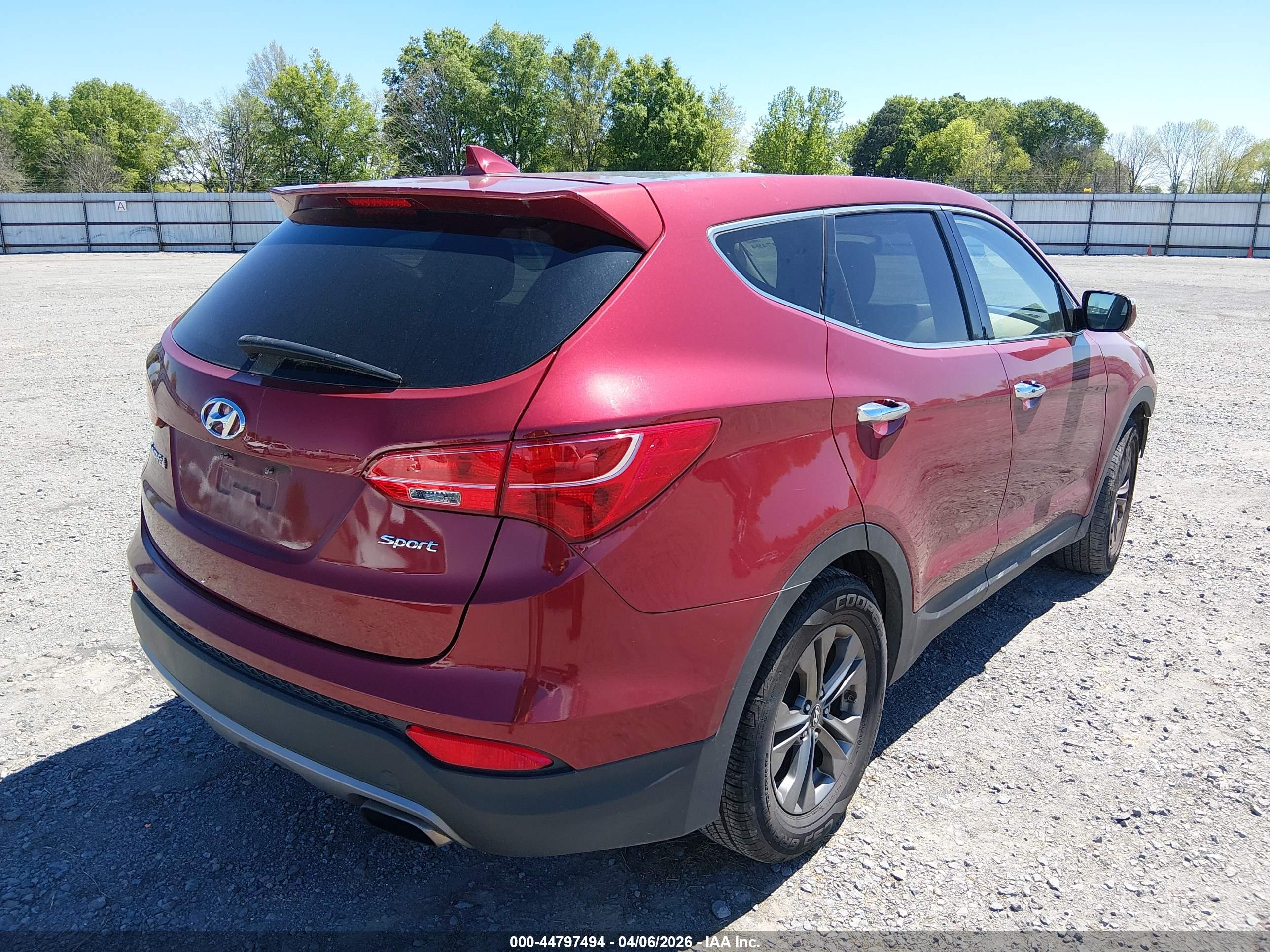 HYUNDAI SANTA image 4