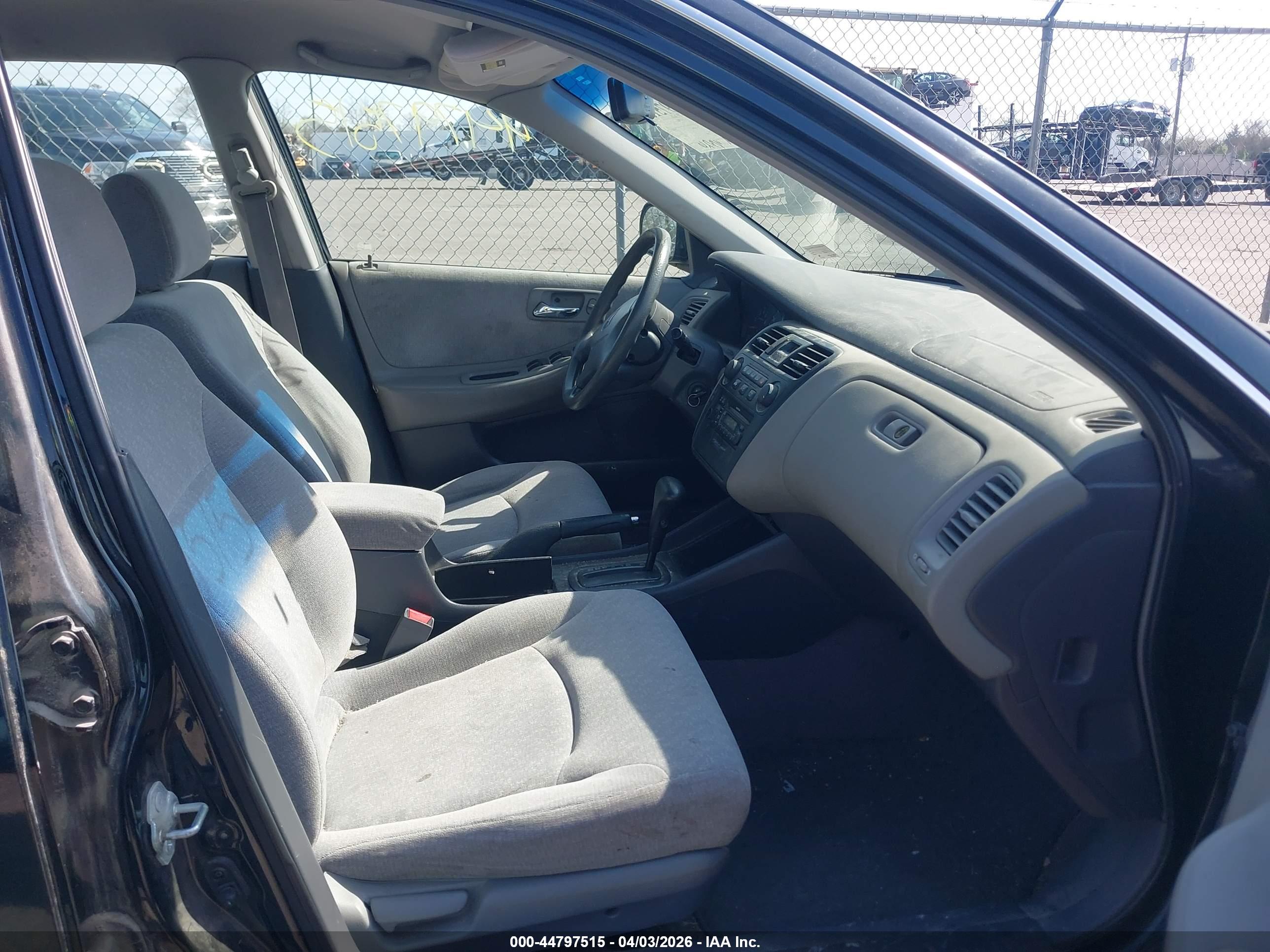HONDA ACCORD image 5
