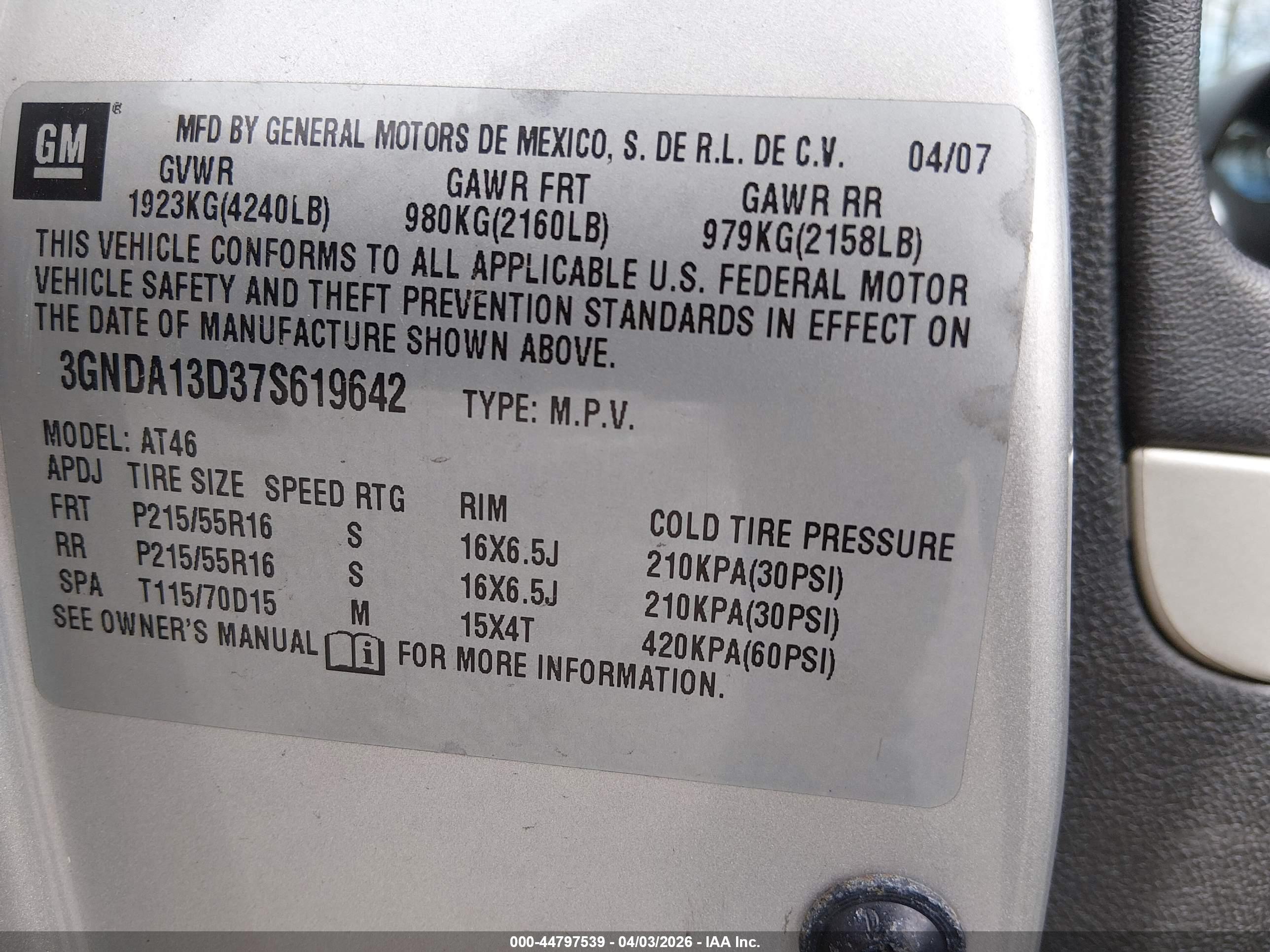 CHEVROLET HHR image 9