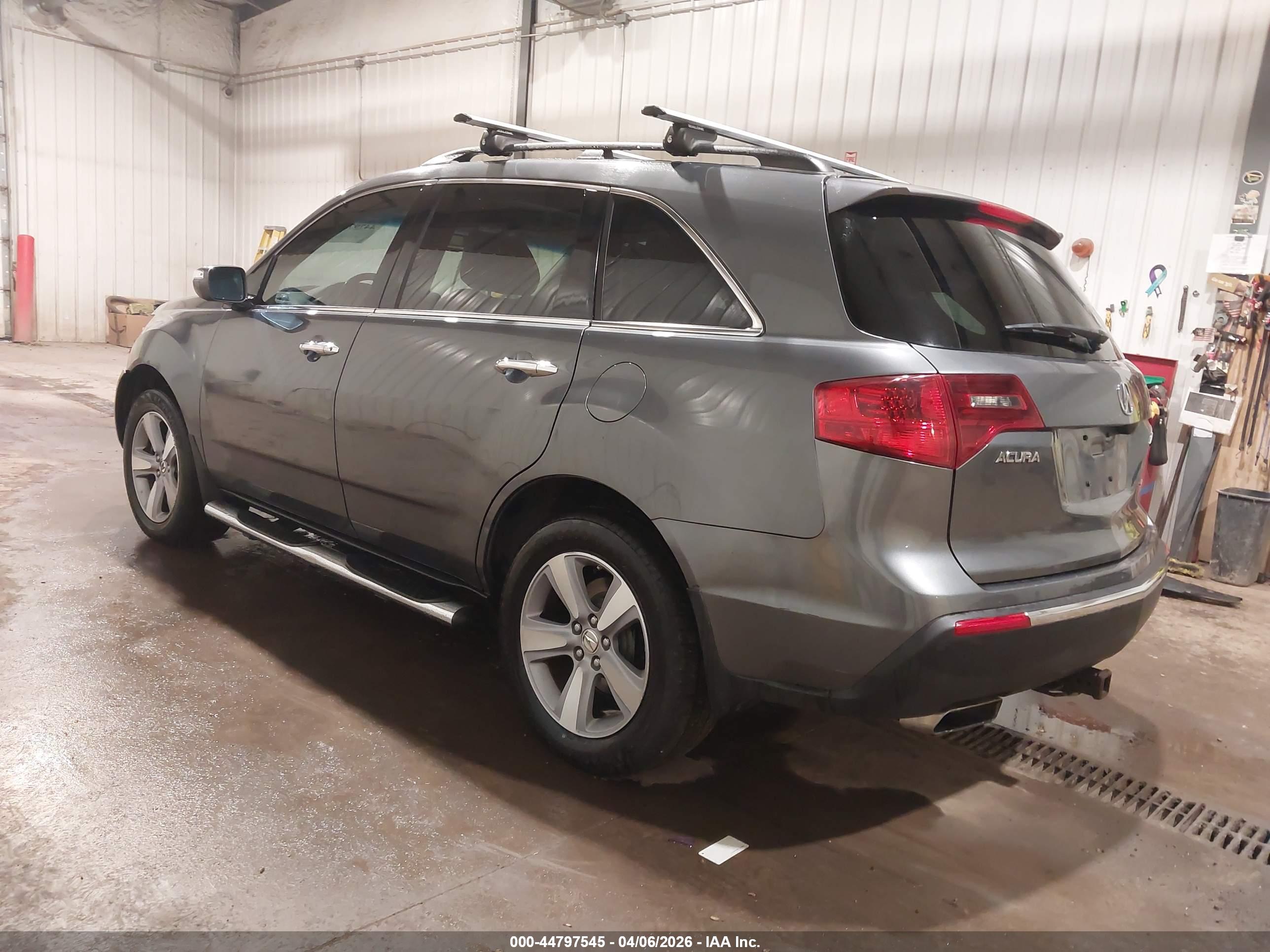 ACURA MDX image 3