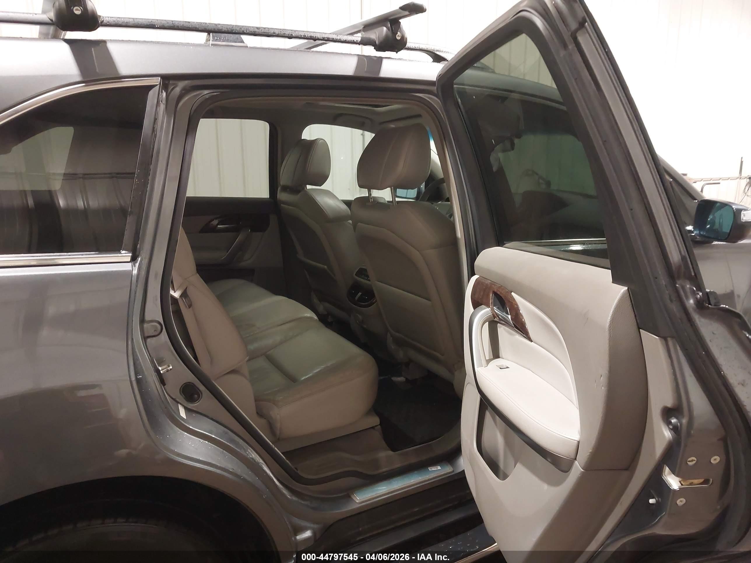 ACURA MDX image 8