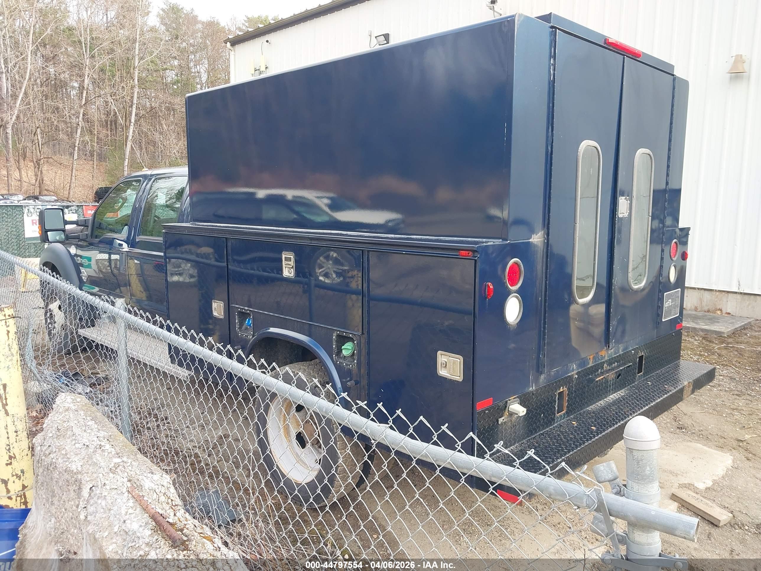 FORD F-450 image 3