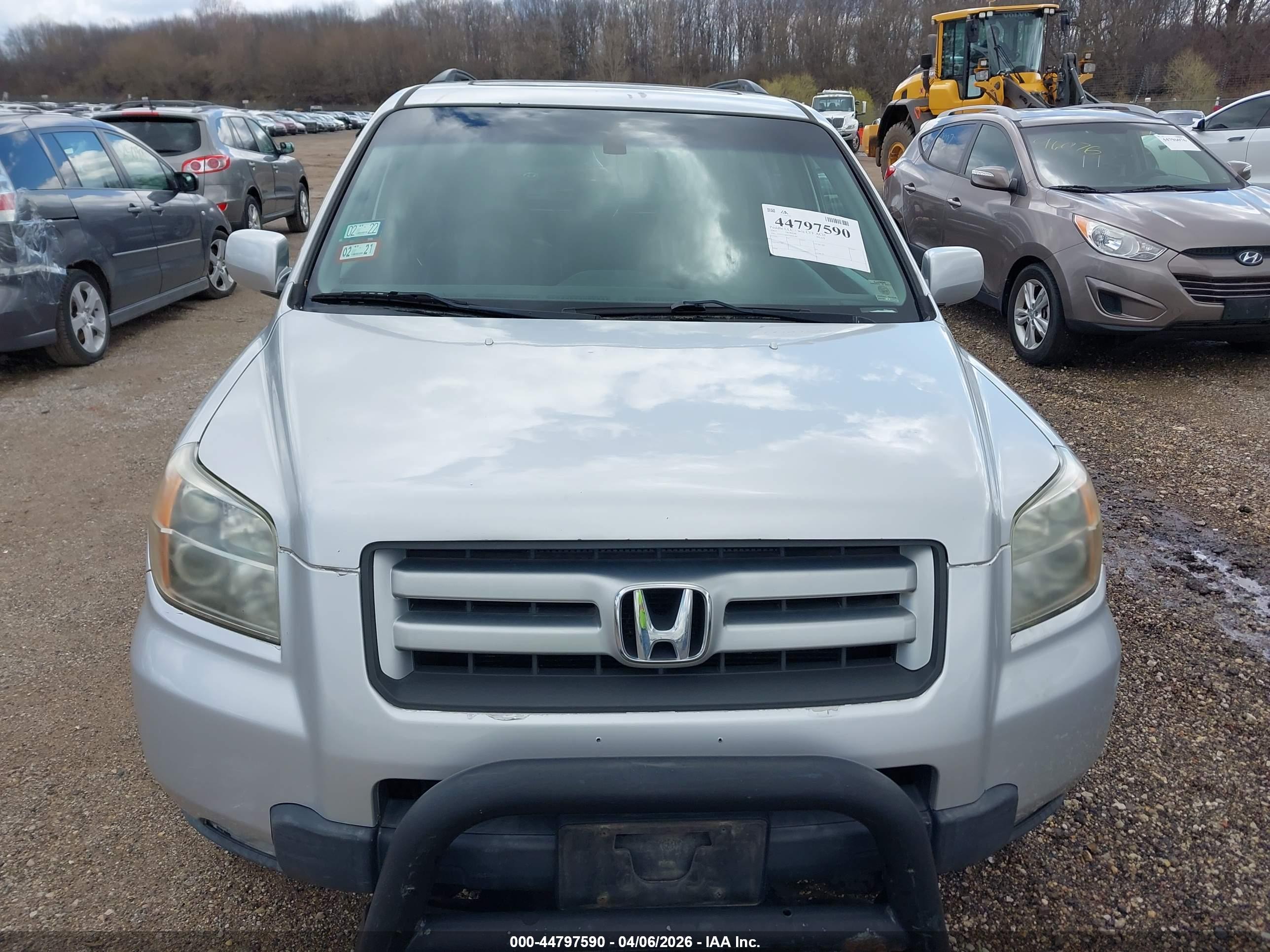 HONDA PILOT image 6