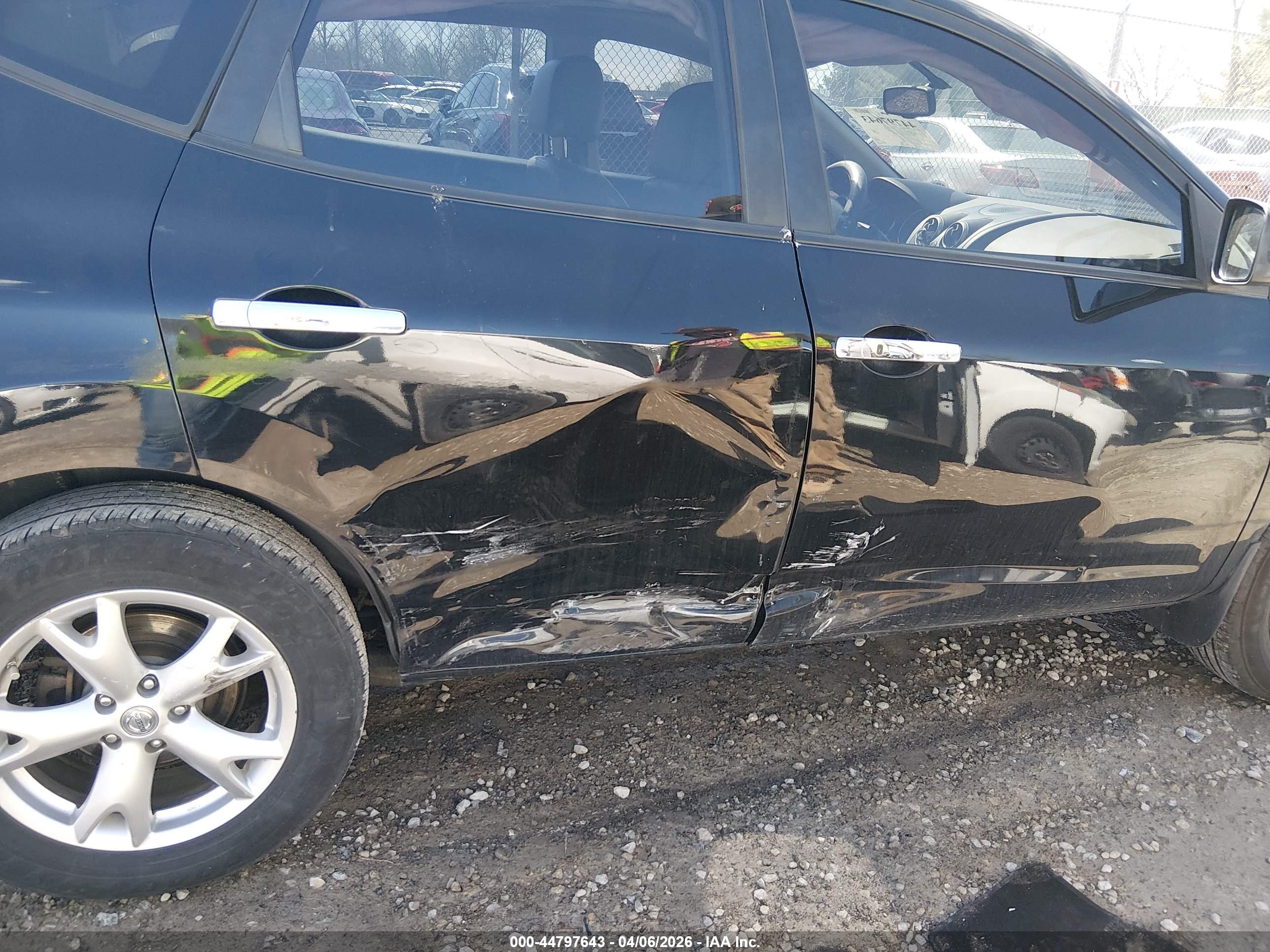 NISSAN ROGUE image 6