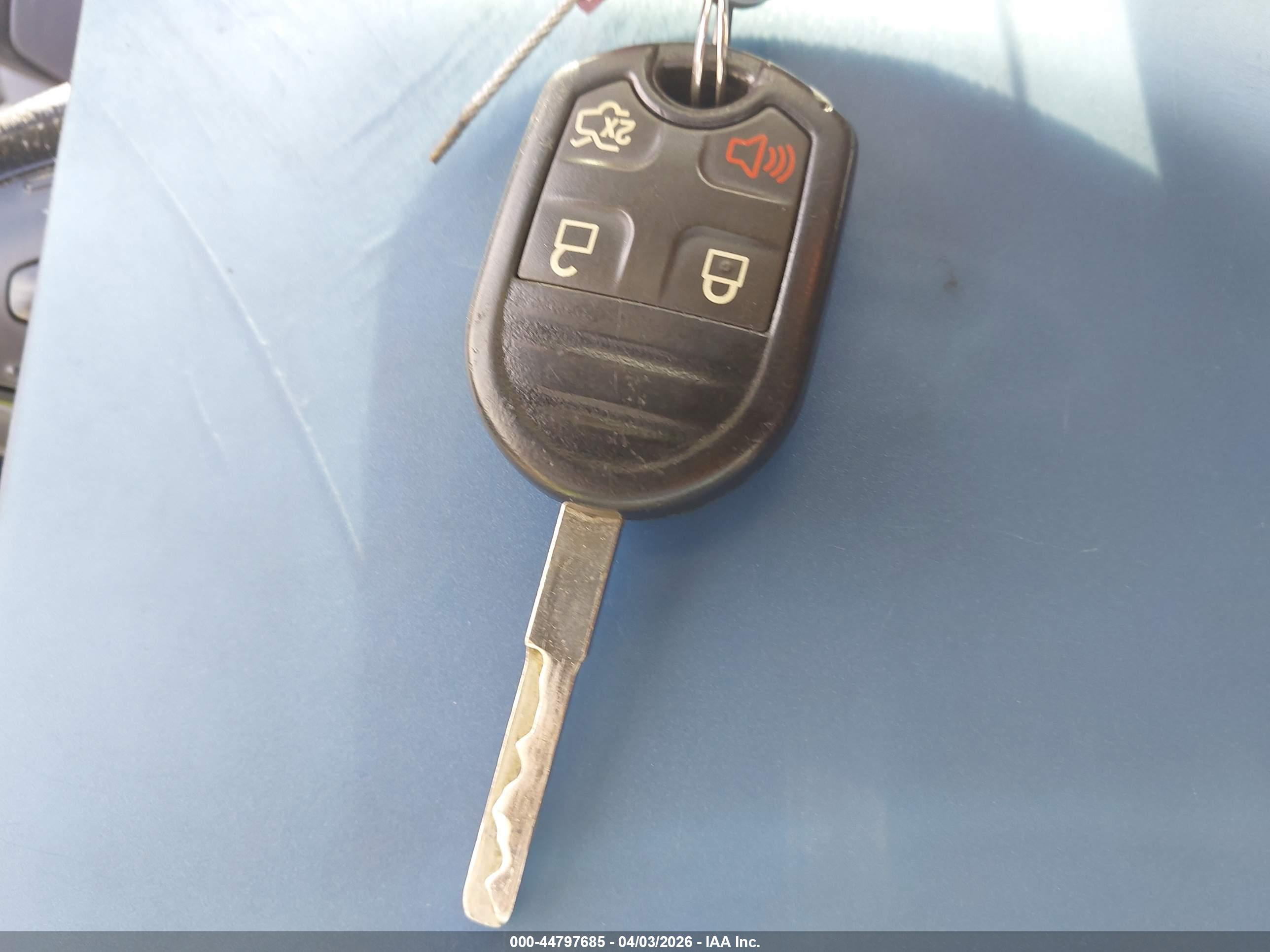 FORD FIESTA image 11