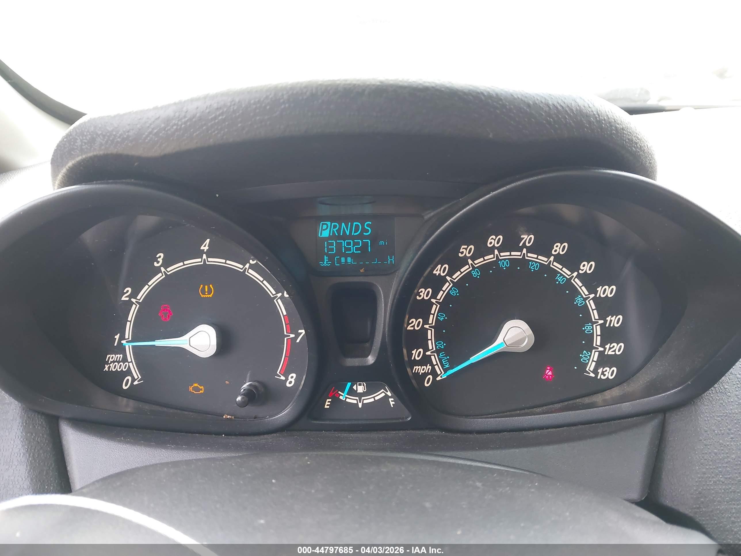 FORD FIESTA image 7