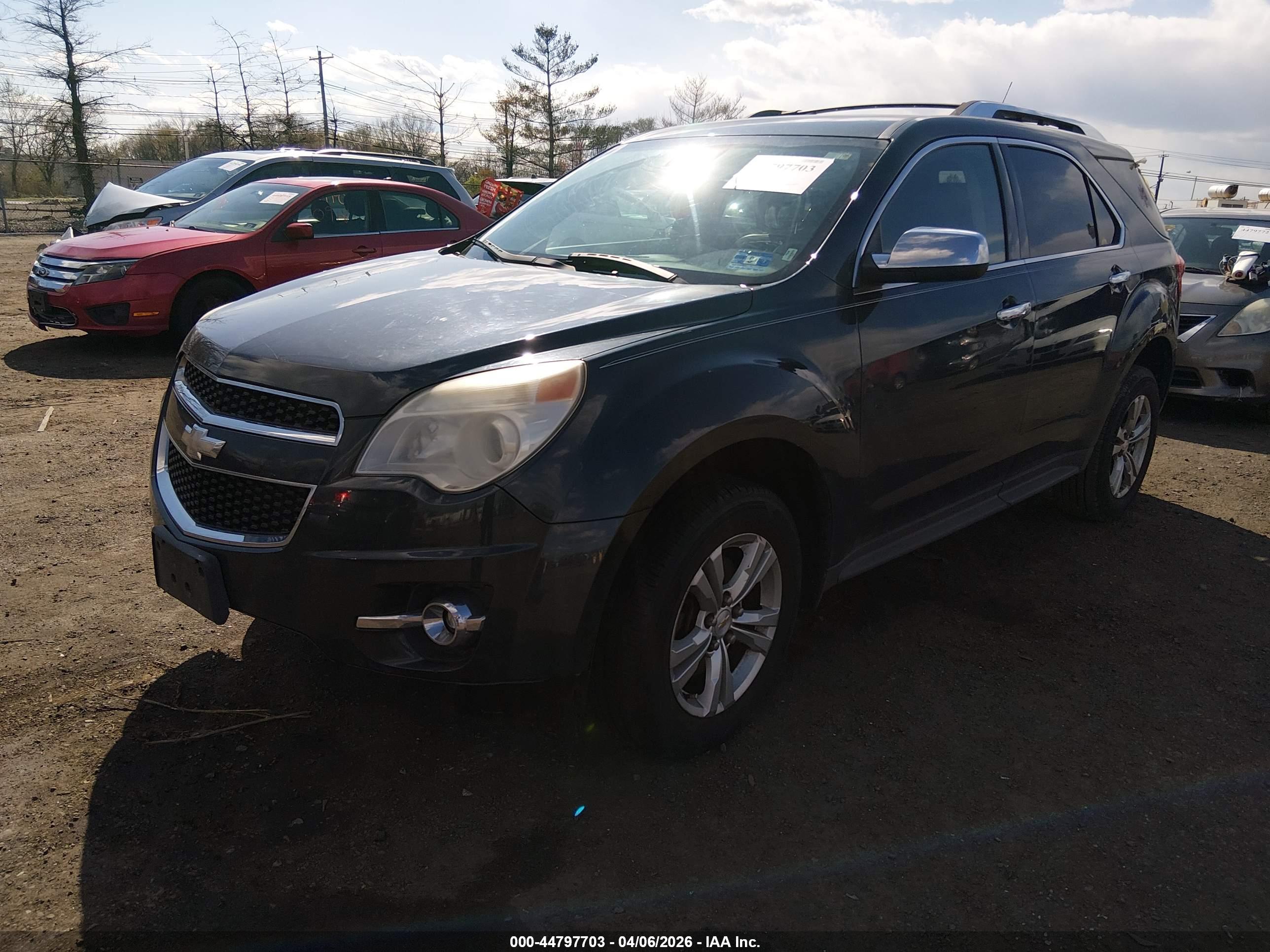 CHEVROLET EQUINOX image 2