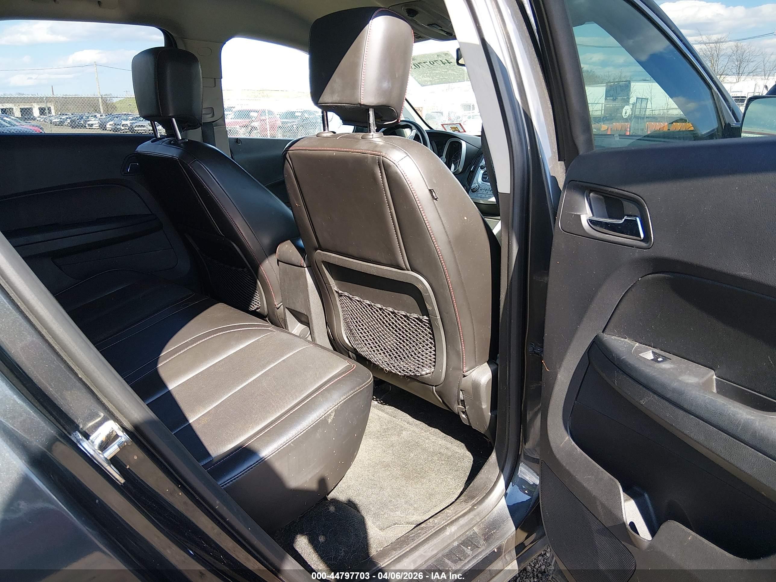 CHEVROLET EQUINOX image 8