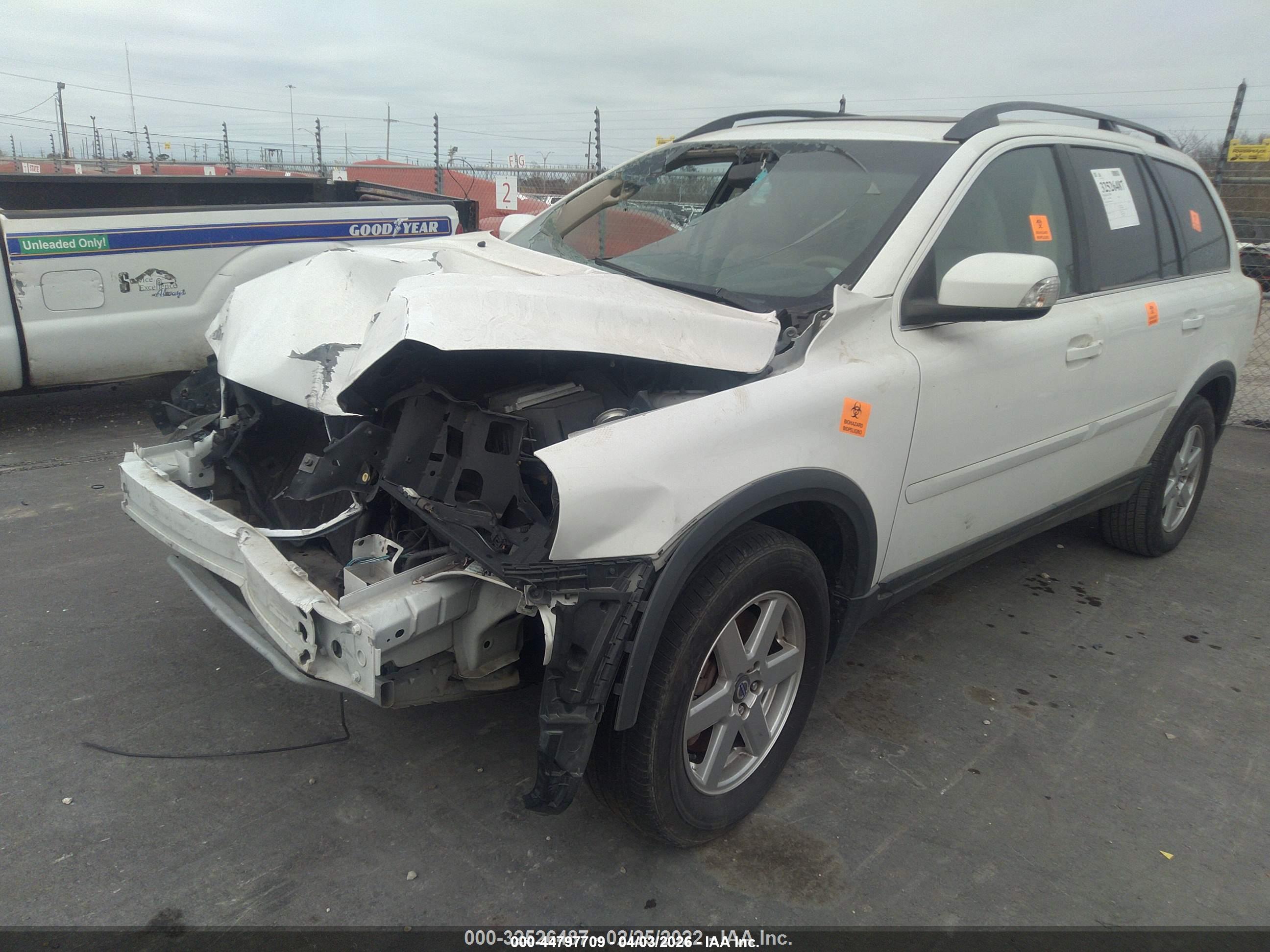 VOLVO XC90 image 2