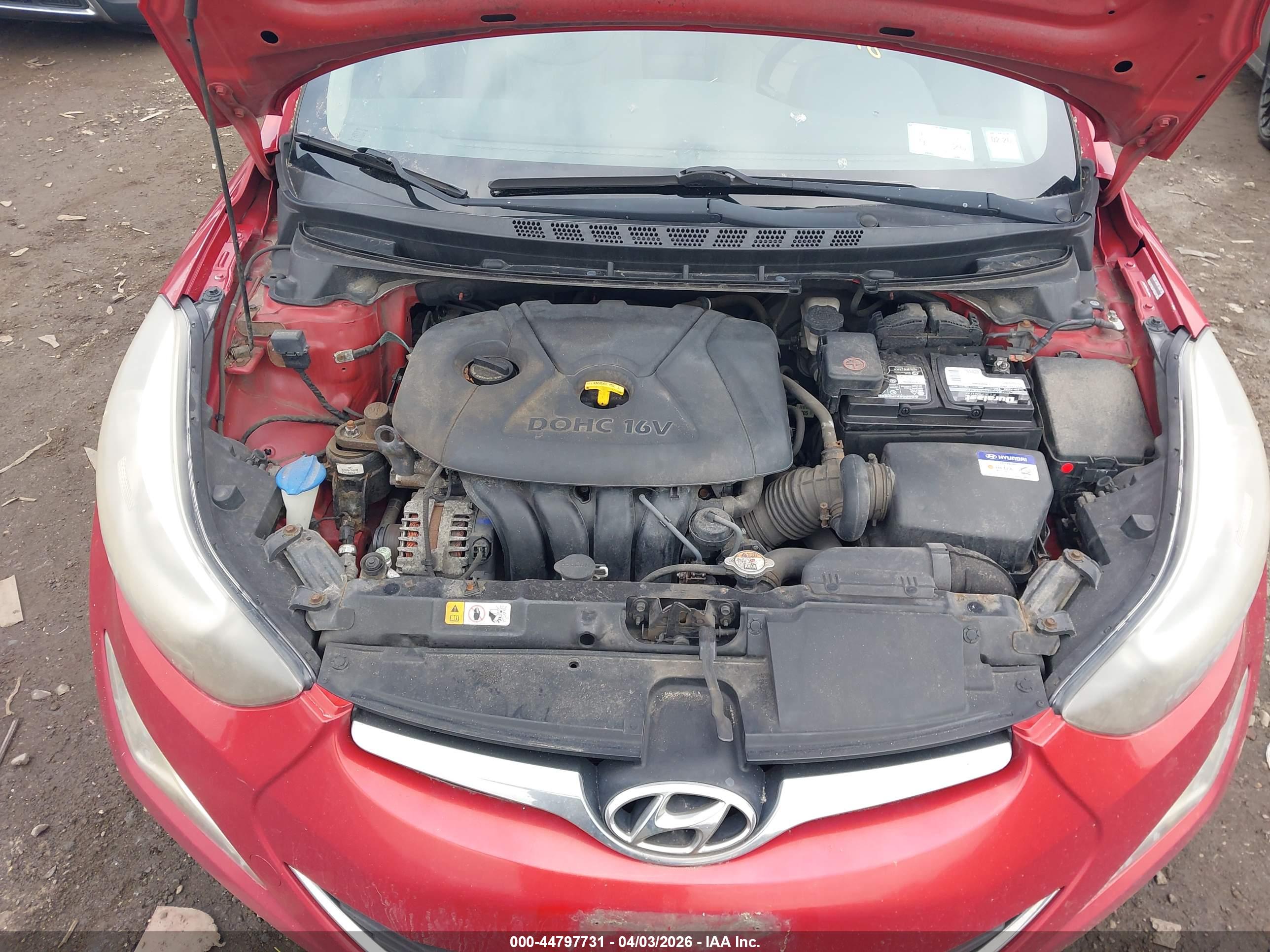 HYUNDAI ELANTRA image 10