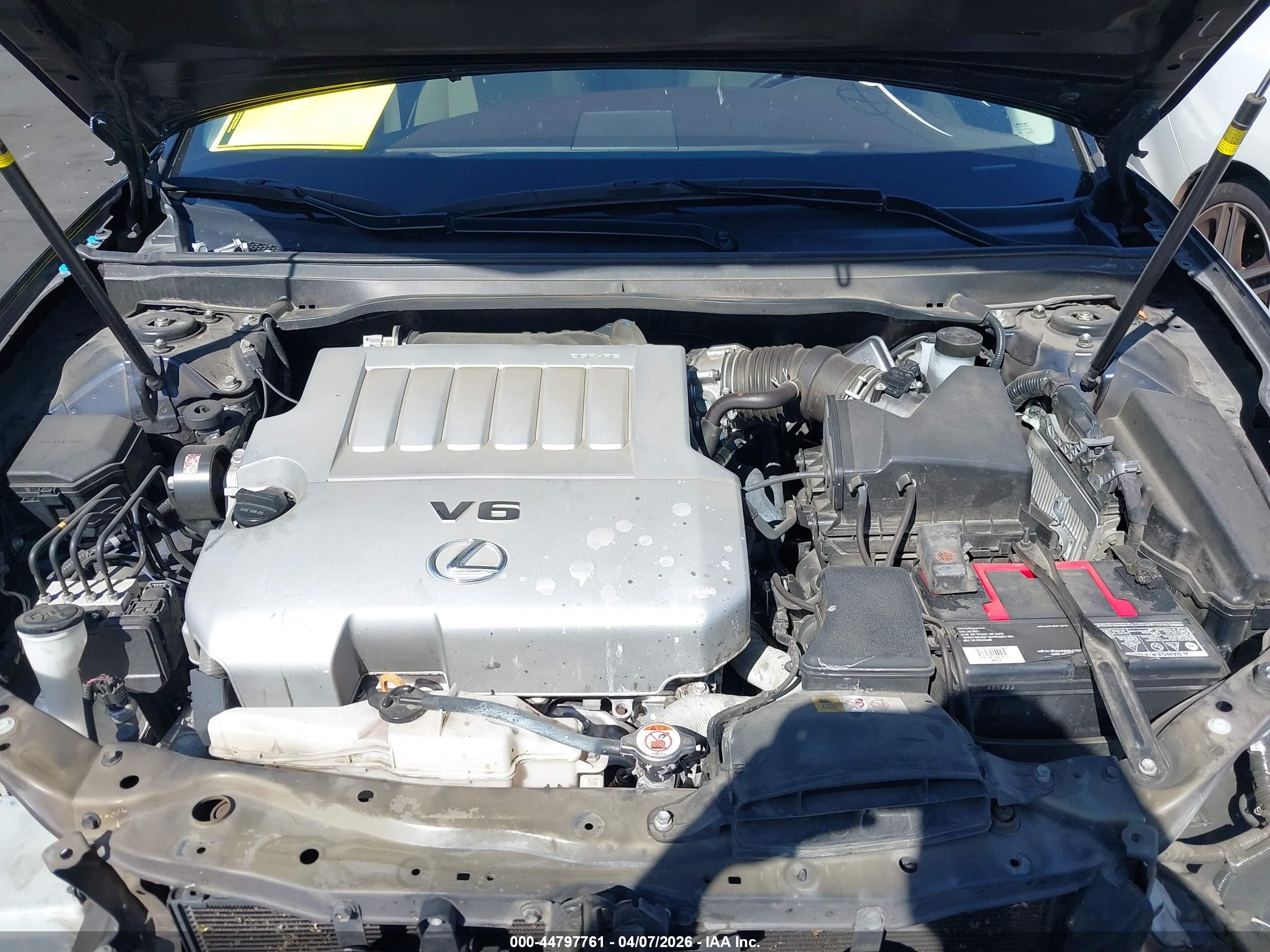 LEXUS ES image 10