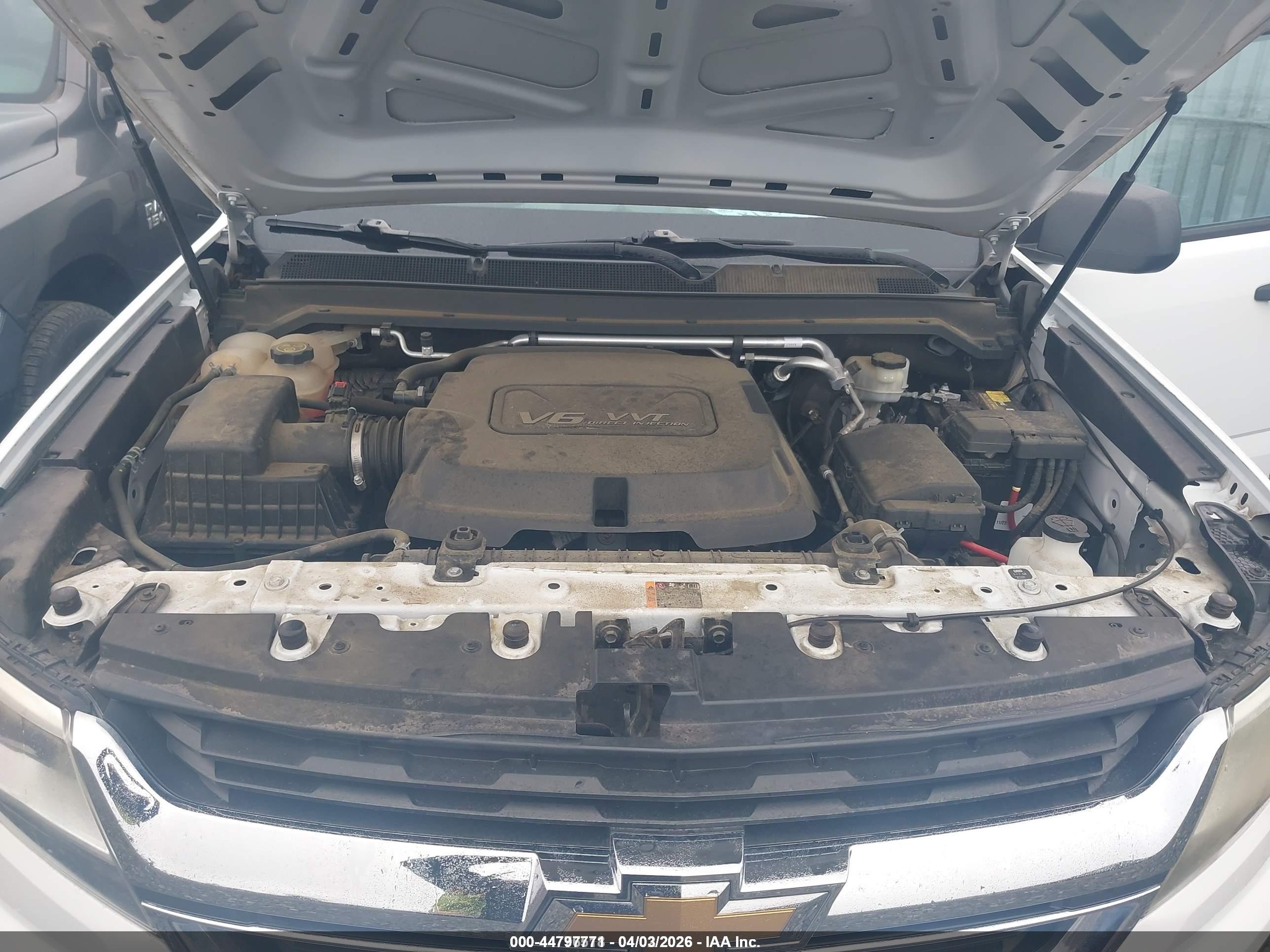 CHEVROLET COLORADO image 10
