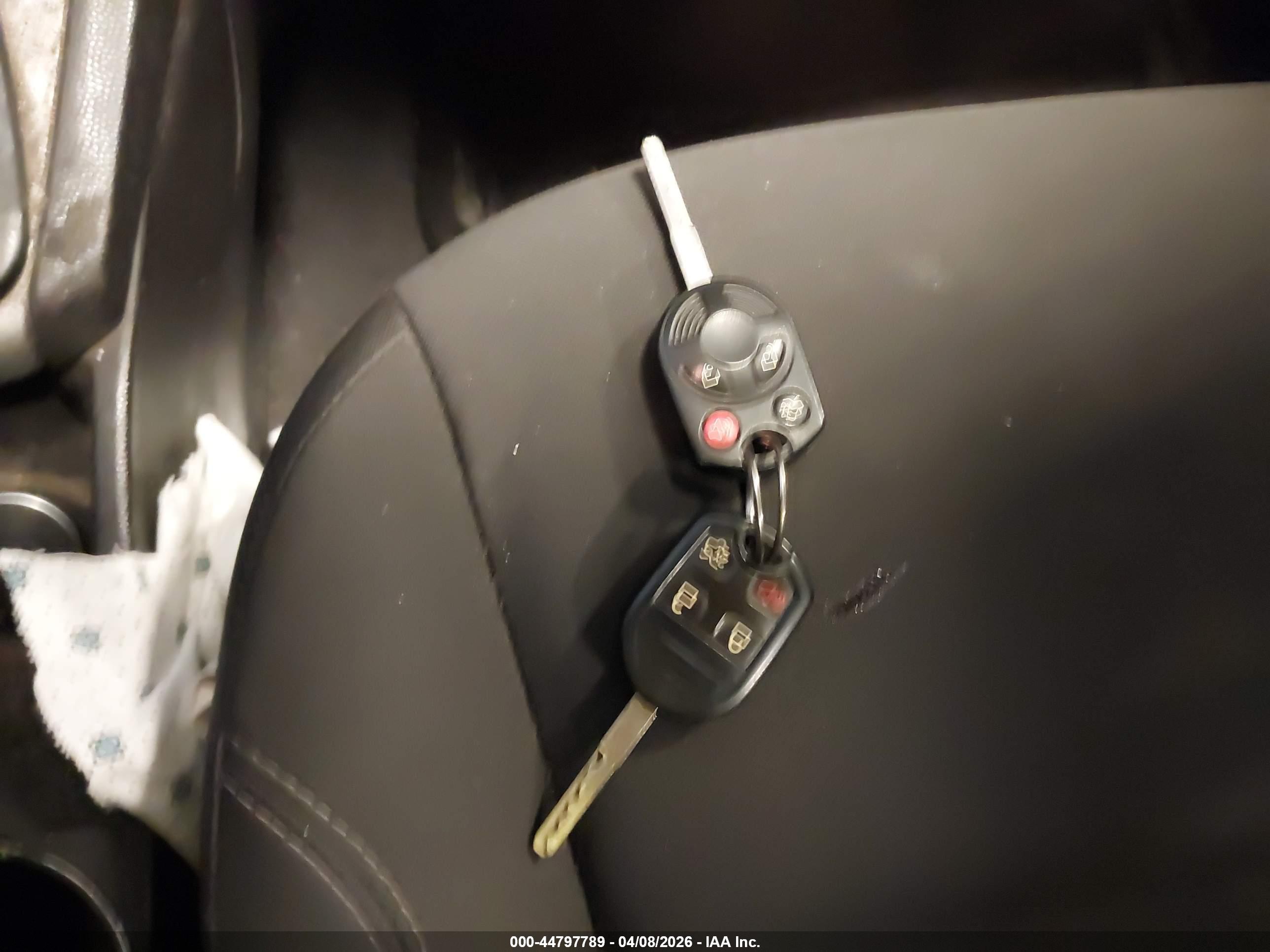 FORD FIESTA image 11