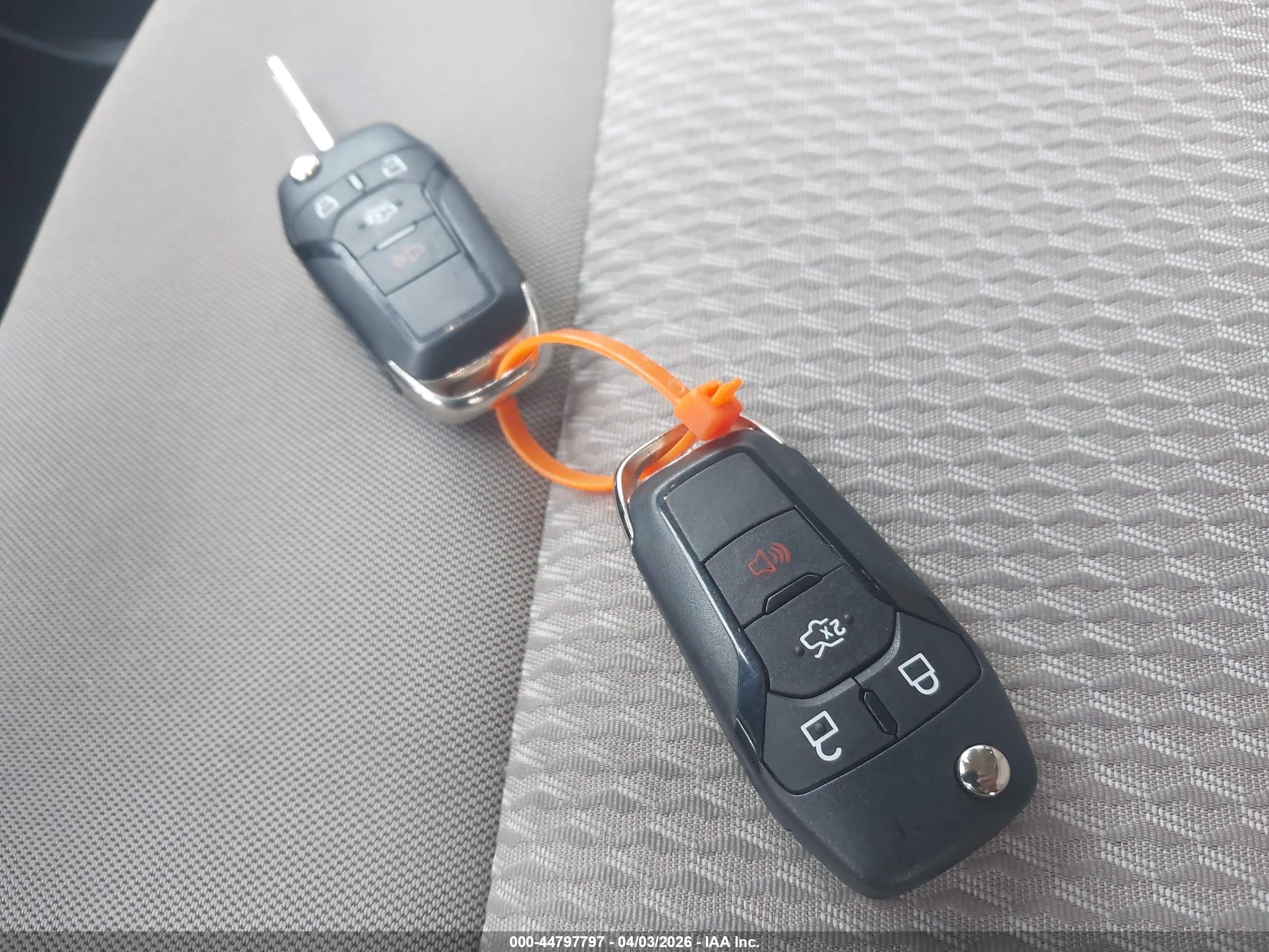 FORD EXPLORER image 11