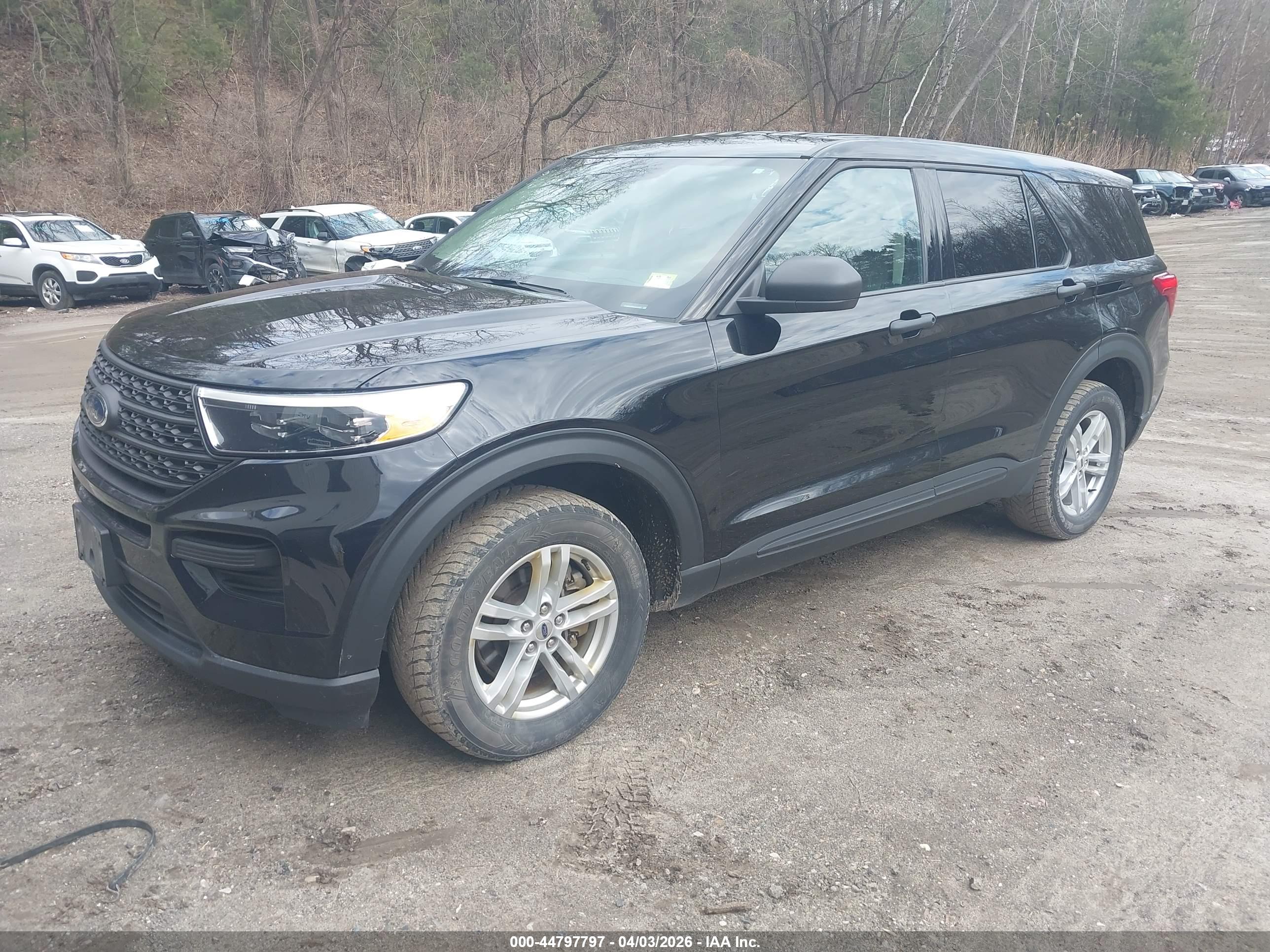 FORD EXPLORER image 2