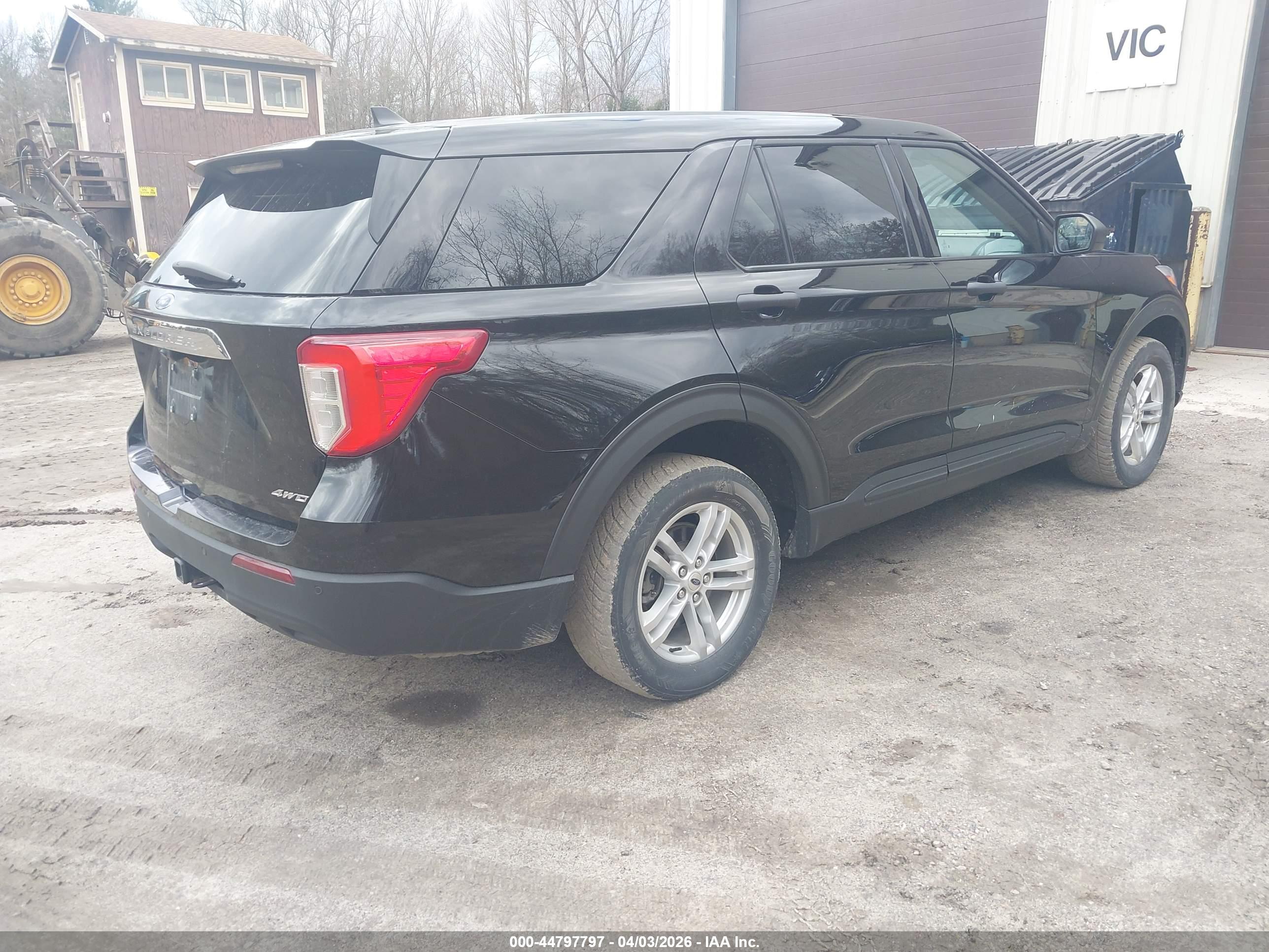 FORD EXPLORER image 4