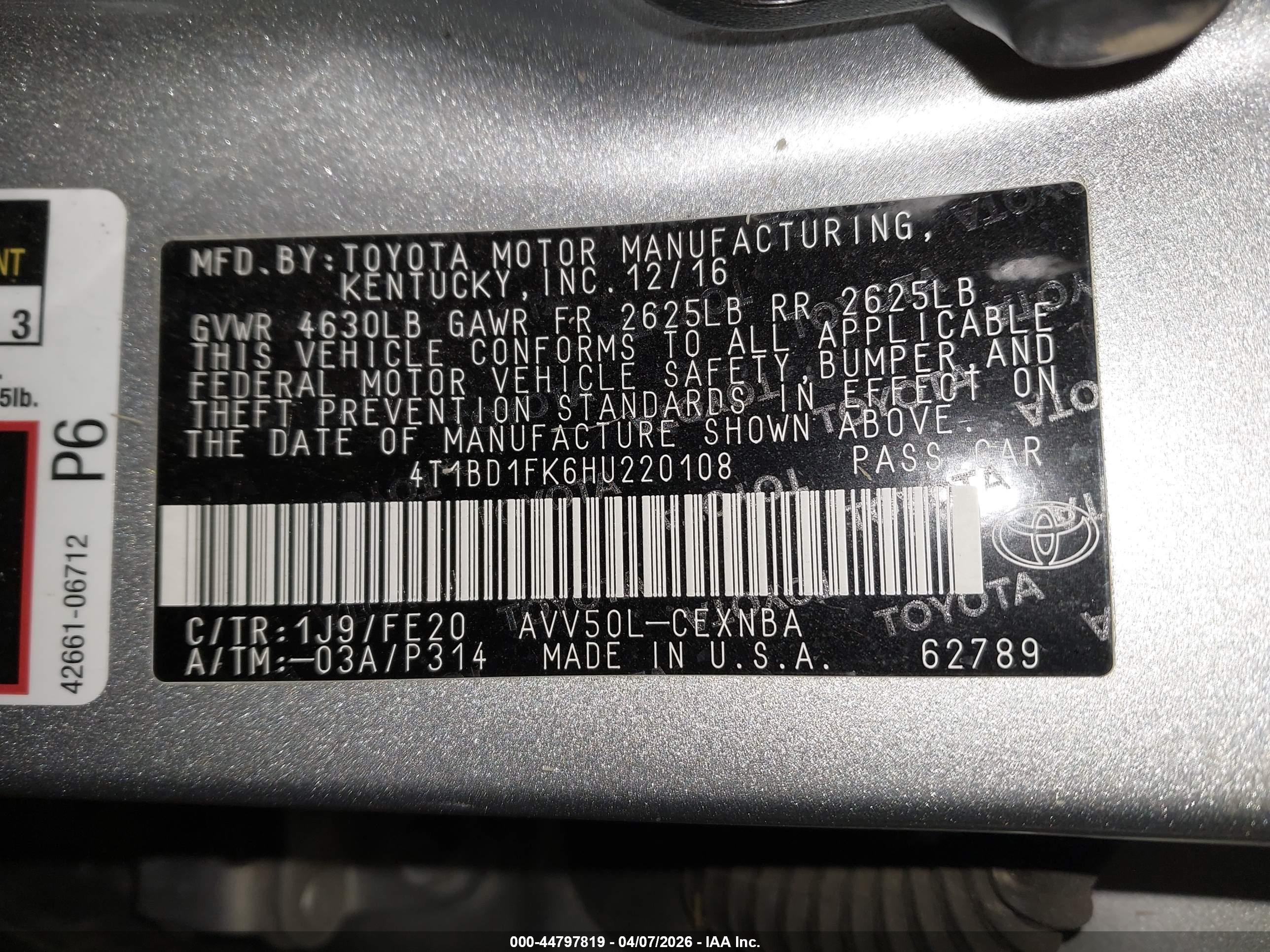 TOYOTA CAMRY image 9