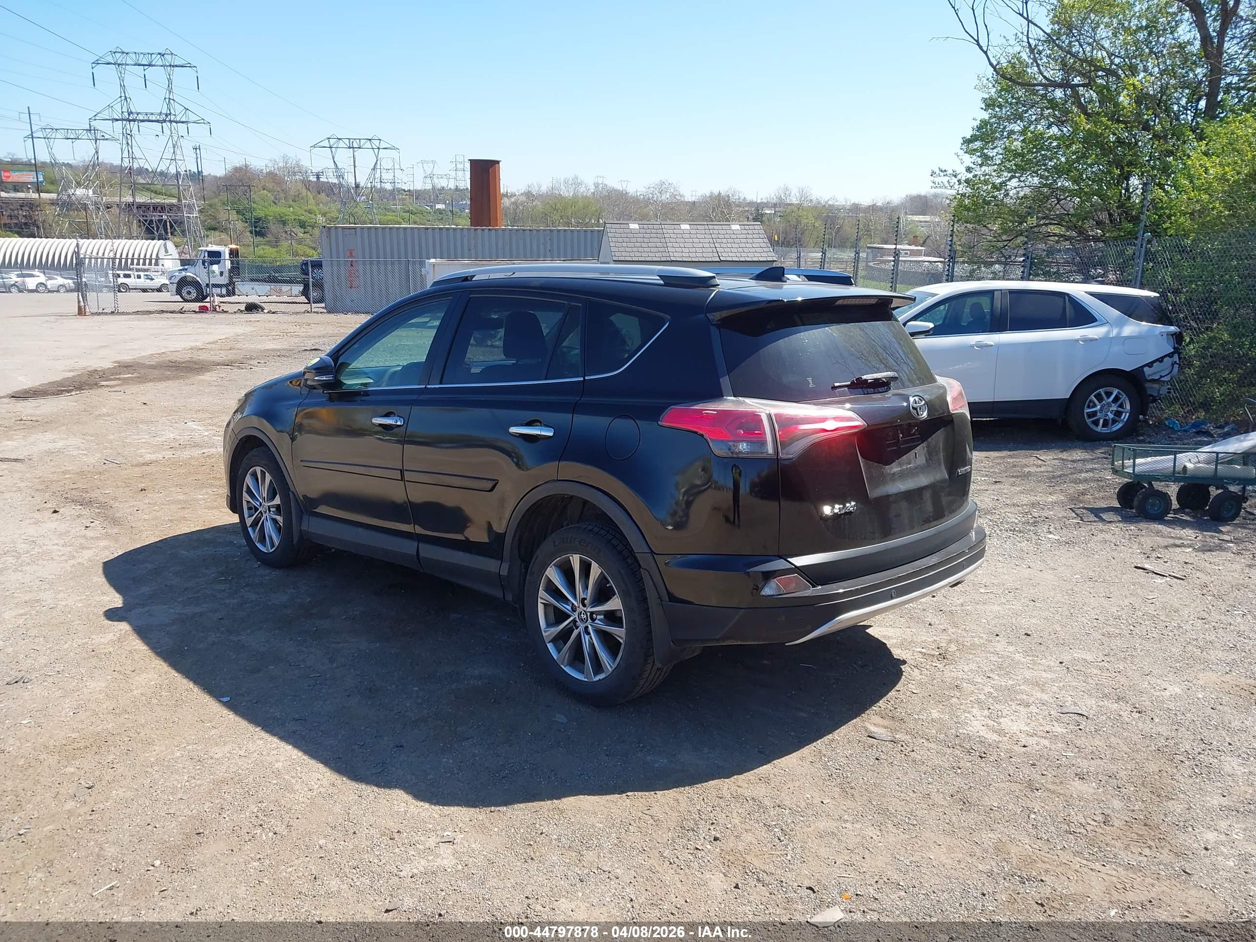 TOYOTA RAV4 image 3