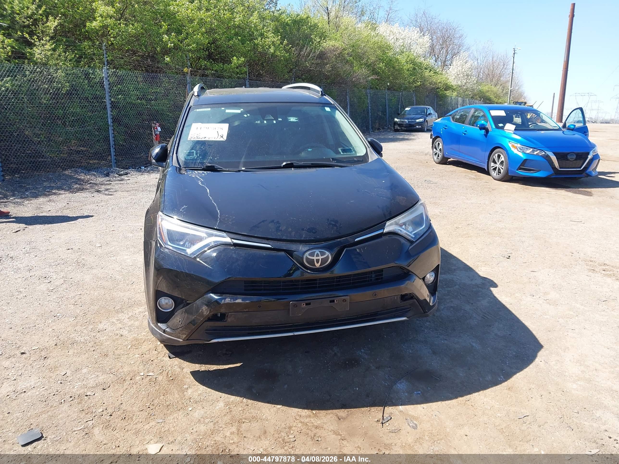 TOYOTA RAV4 image 6