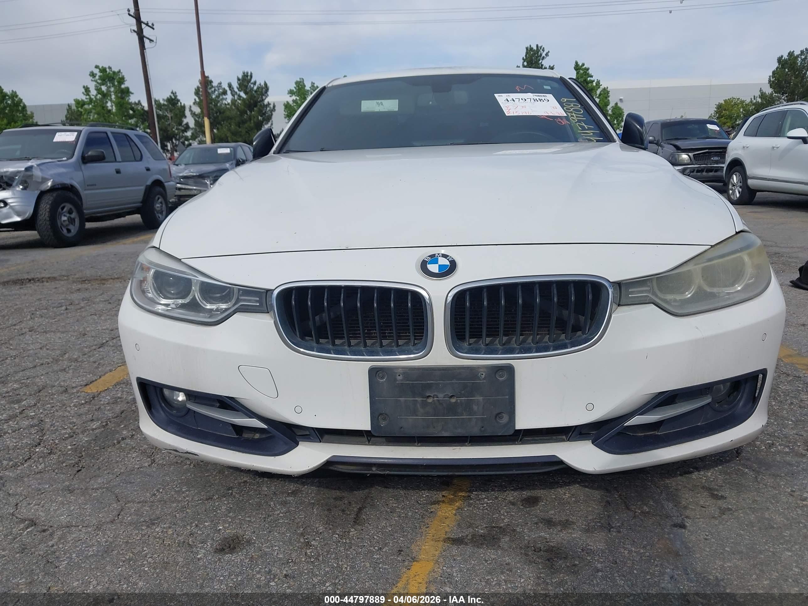 BMW 328I image 6