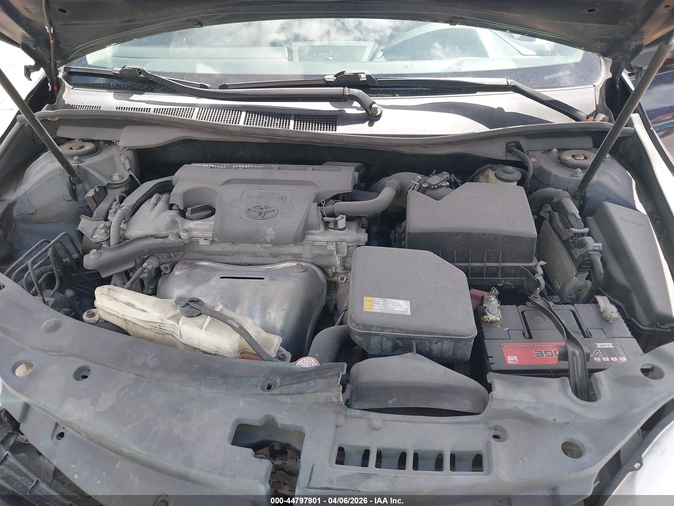 TOYOTA CAMRY image 10