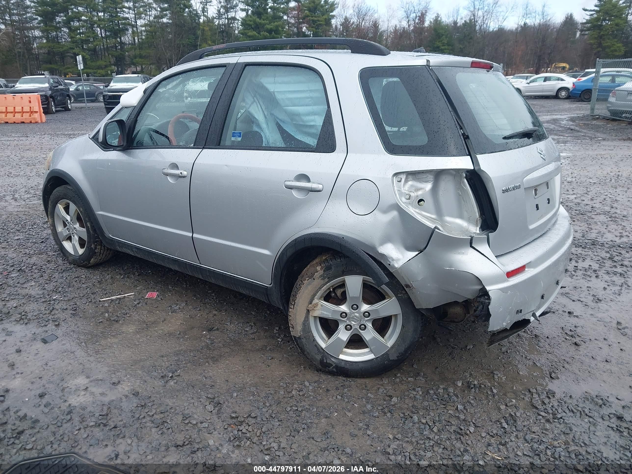 SUZUKI SX4 image 3