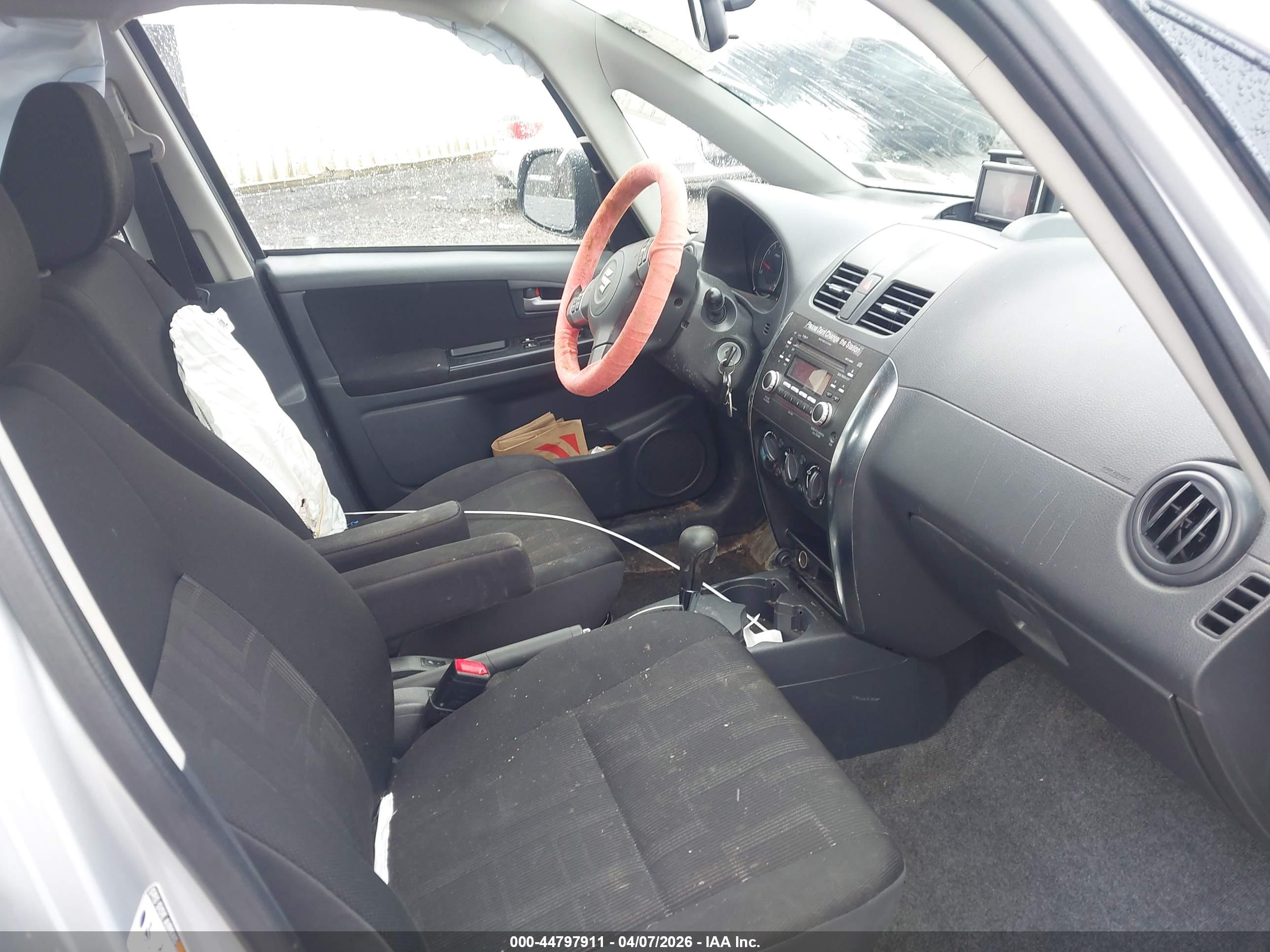 SUZUKI SX4 image 5