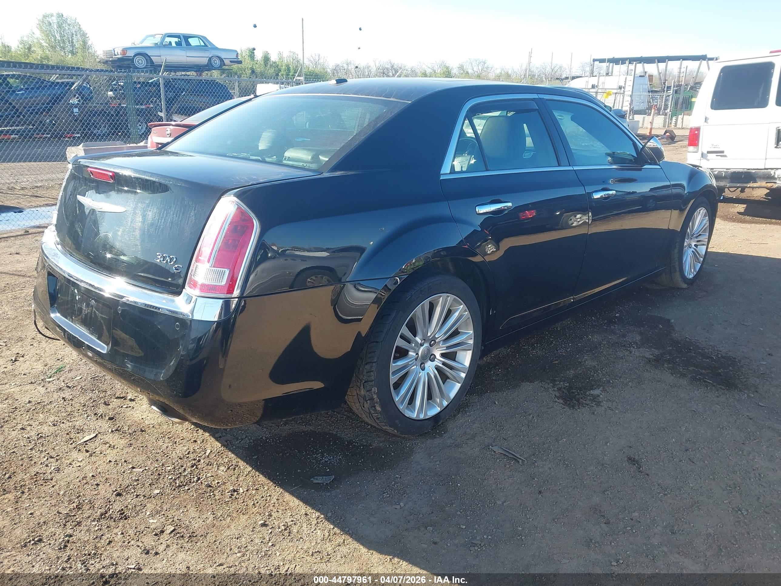CHRYSLER 300C image 4