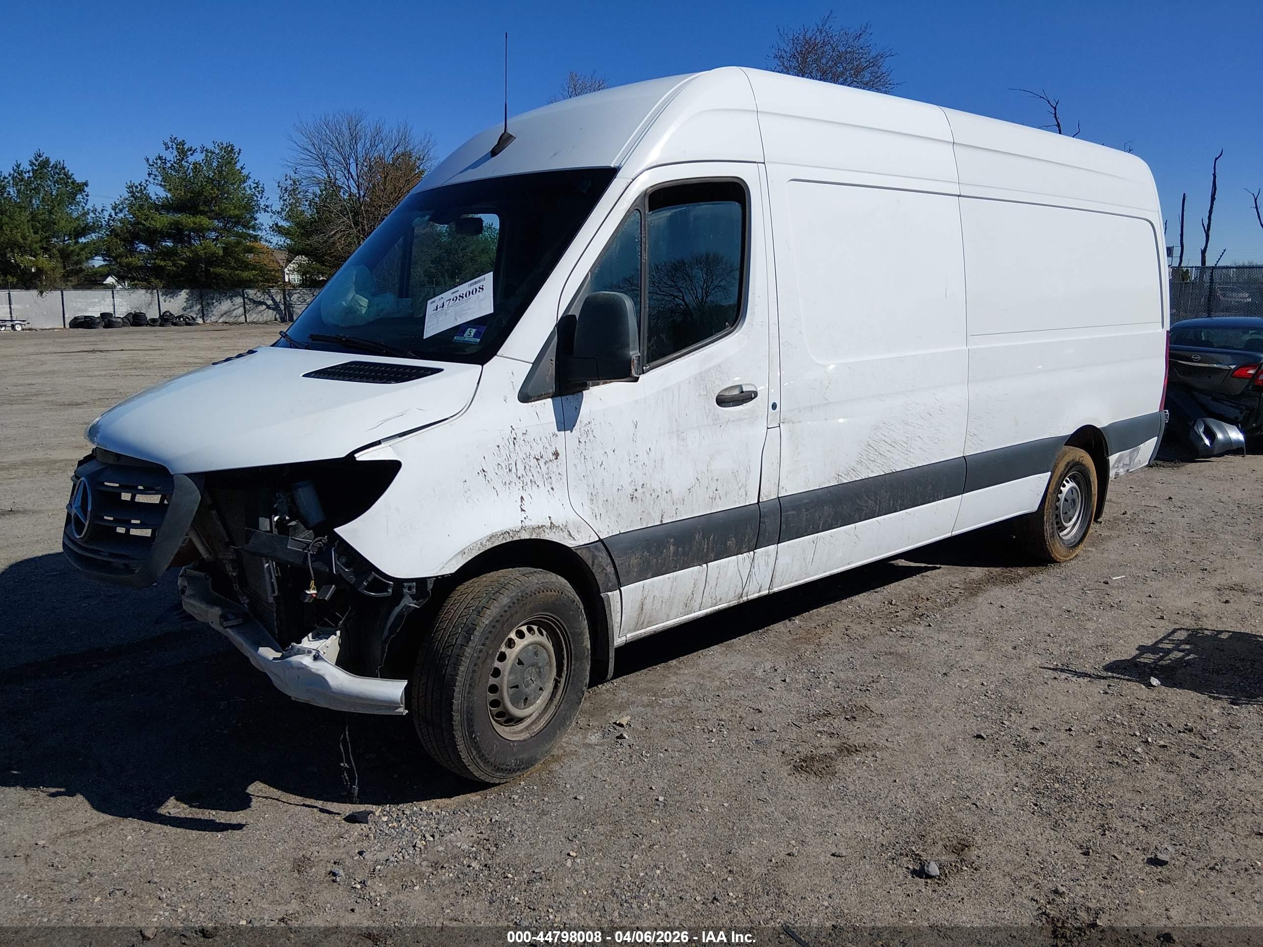 MERCEDES-BENZ SPRINTER image 2