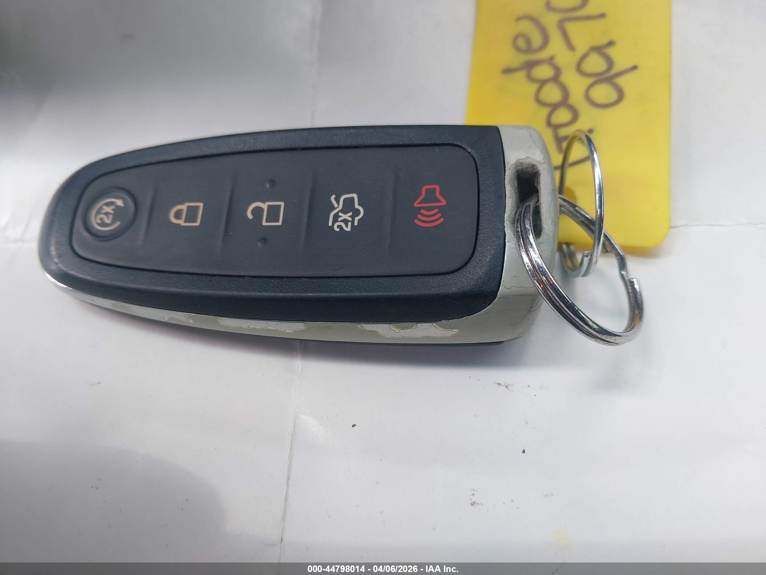 FORD TAURUS image 11