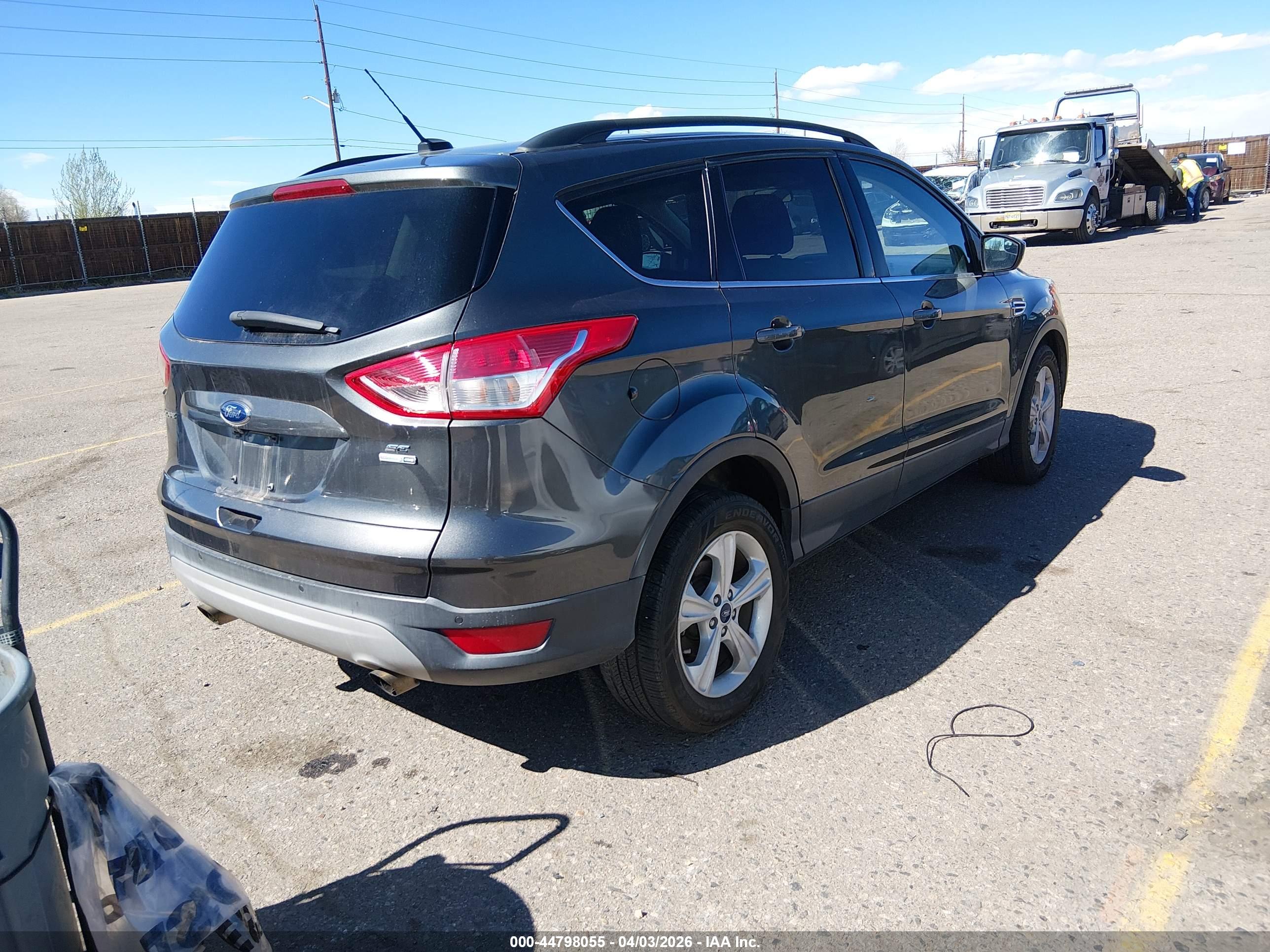FORD ESCAPE image 4