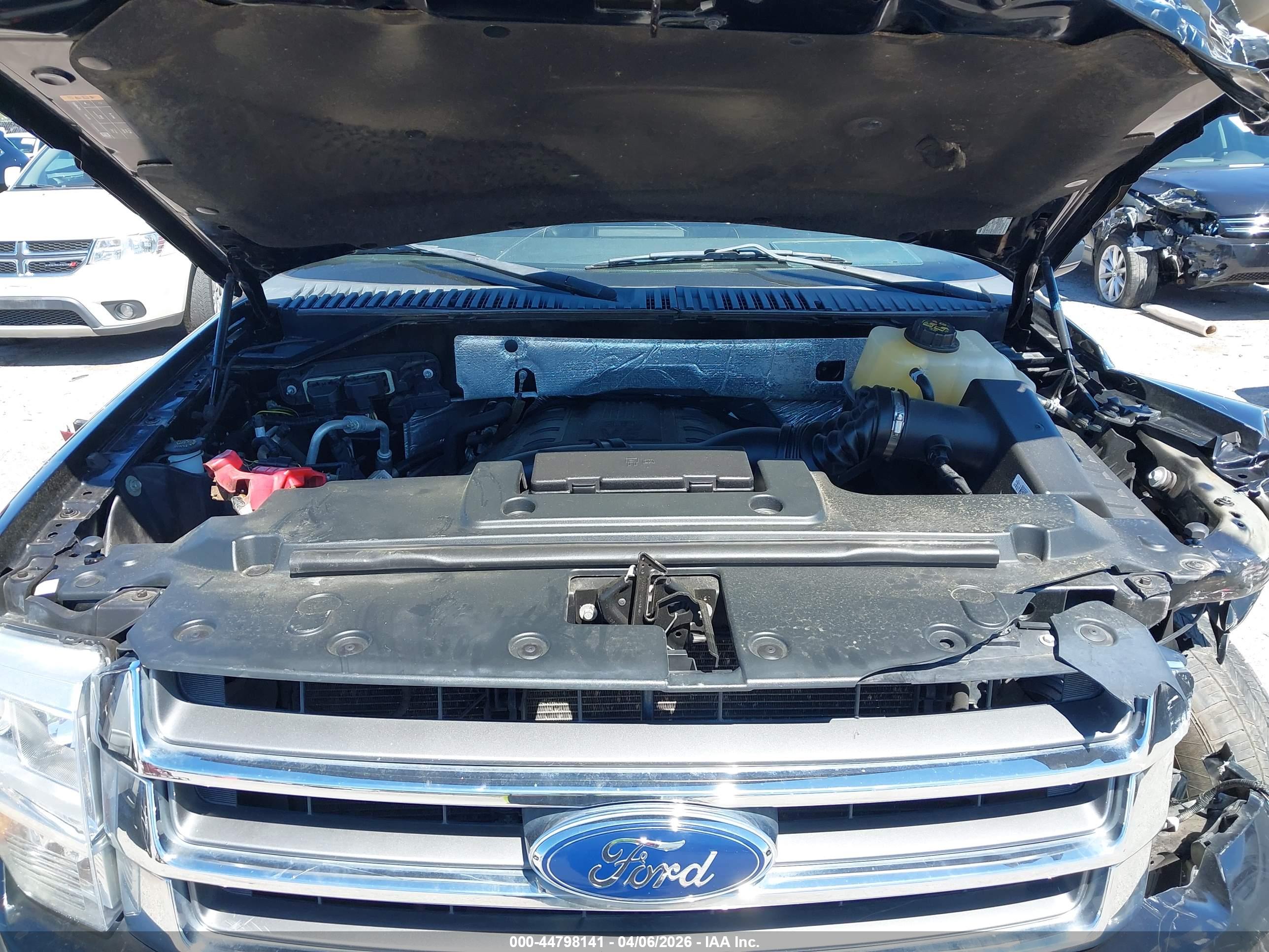 FORD EXPEDITION image 10