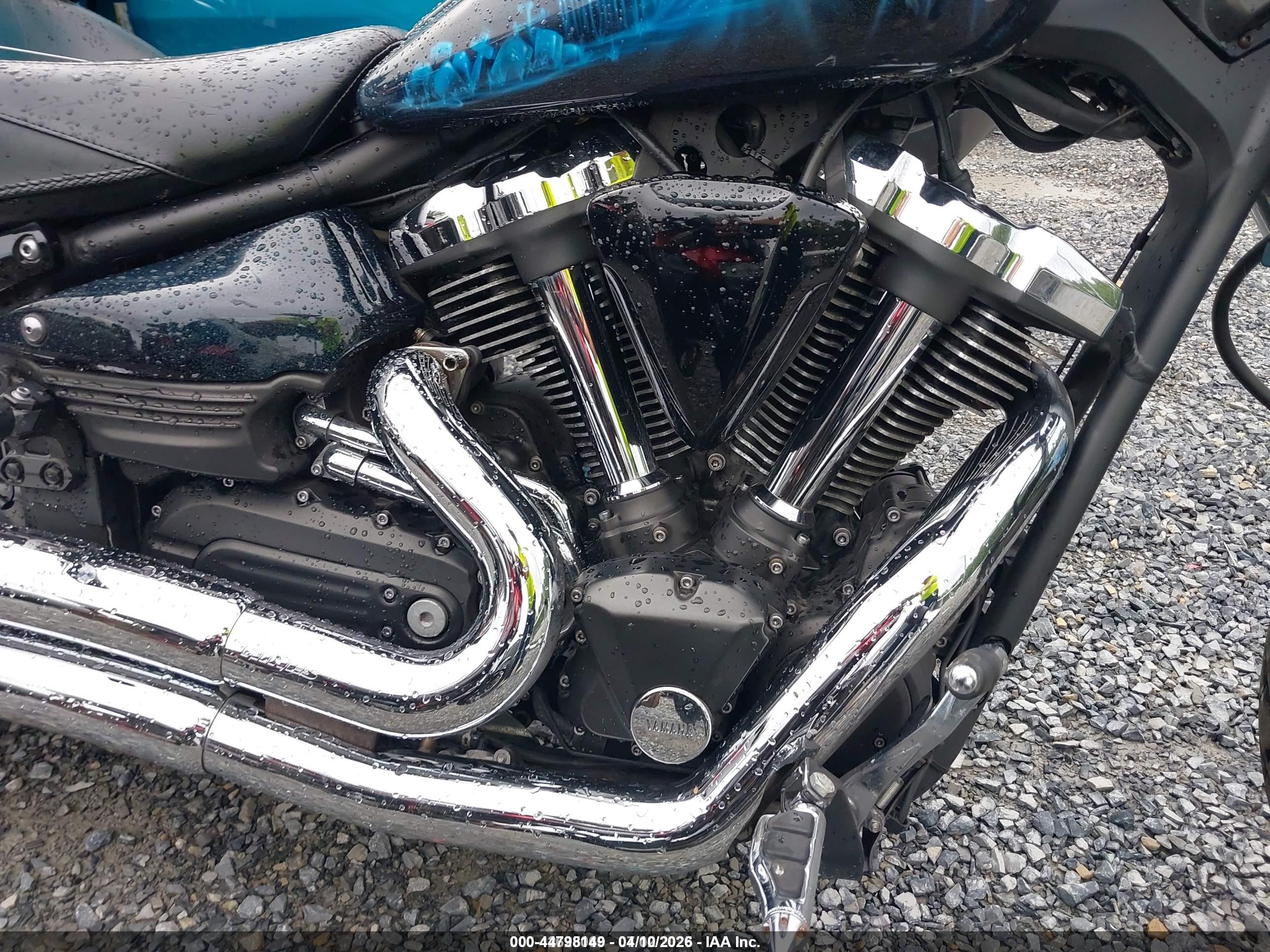 YAMAHA XV1900 image 8