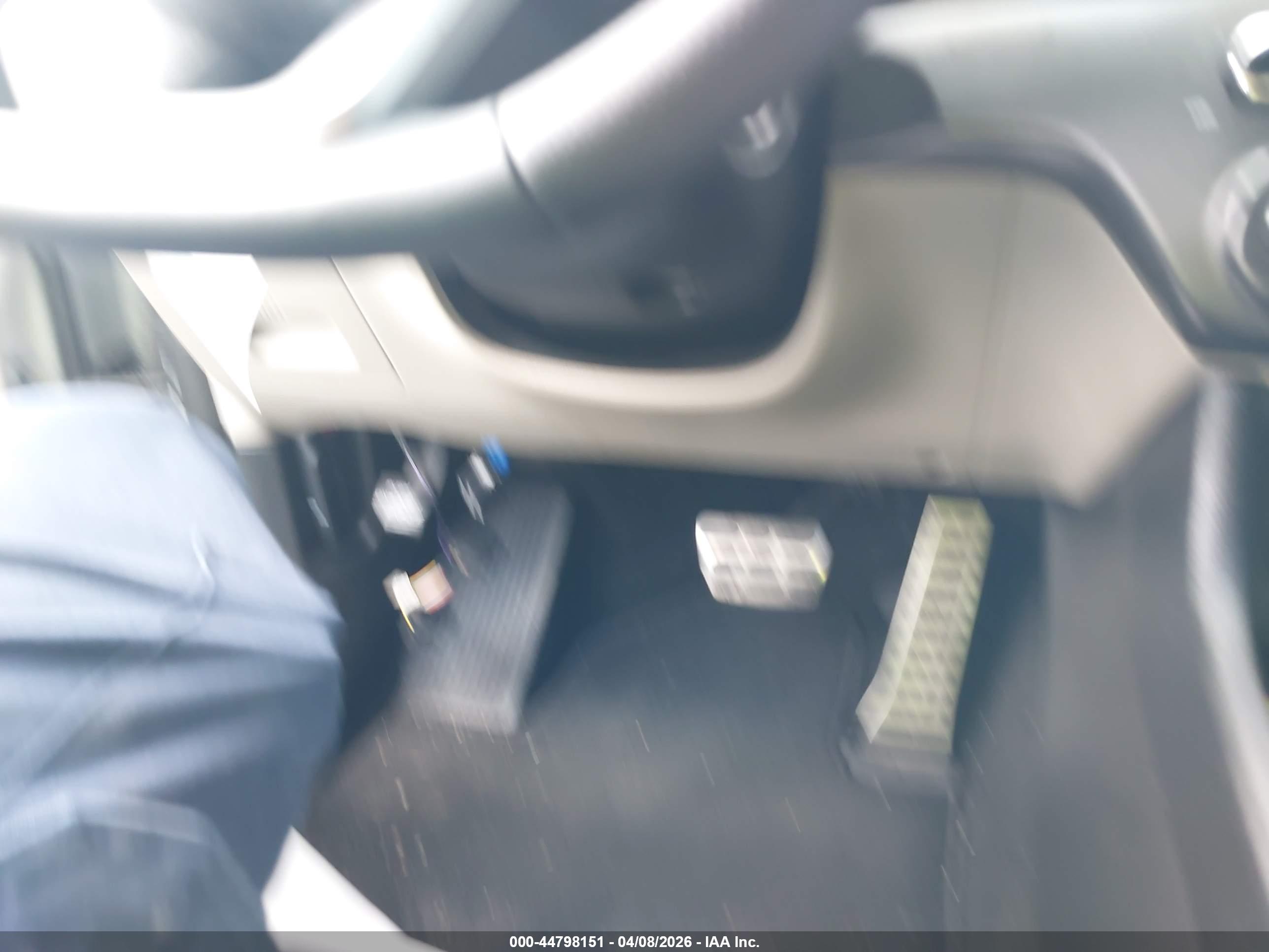 KIA SPORTAGE image 11