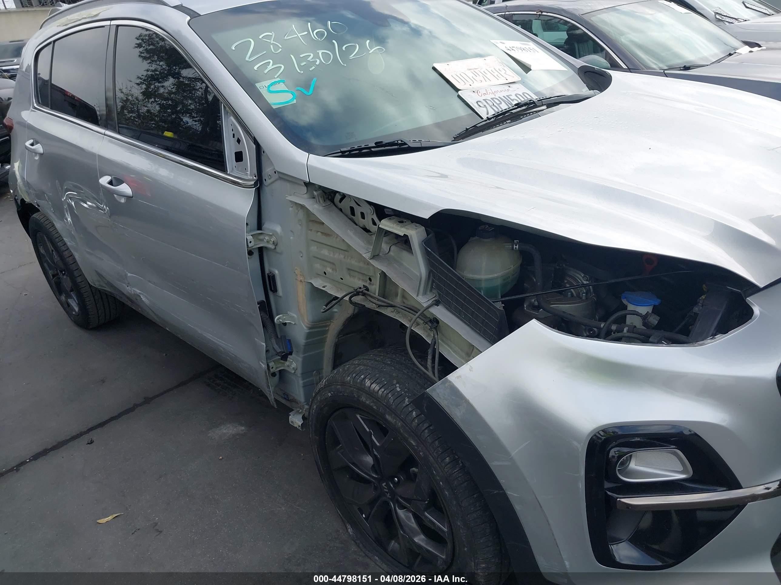 KIA SPORTAGE image 6