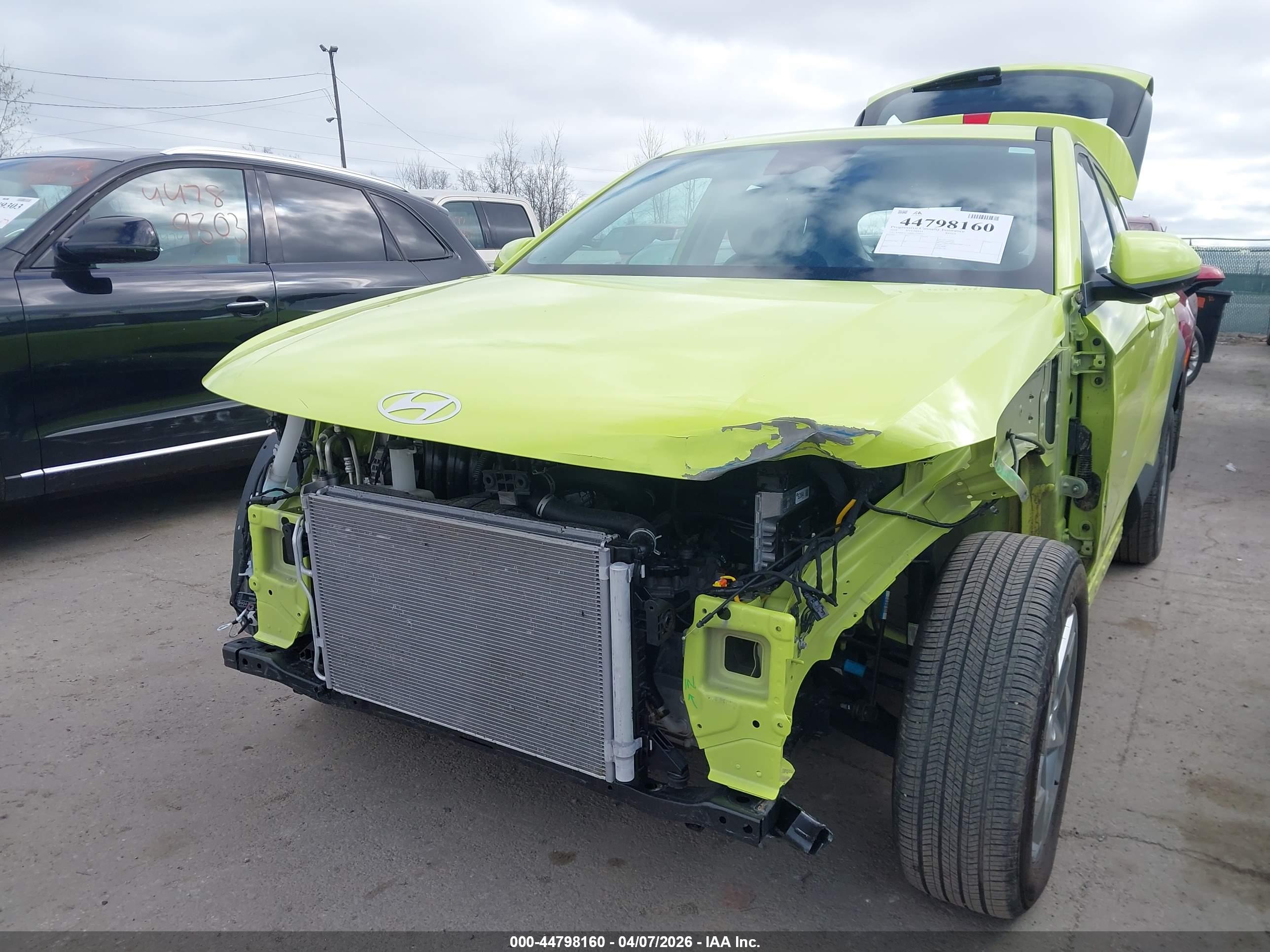 HYUNDAI KONA image 6