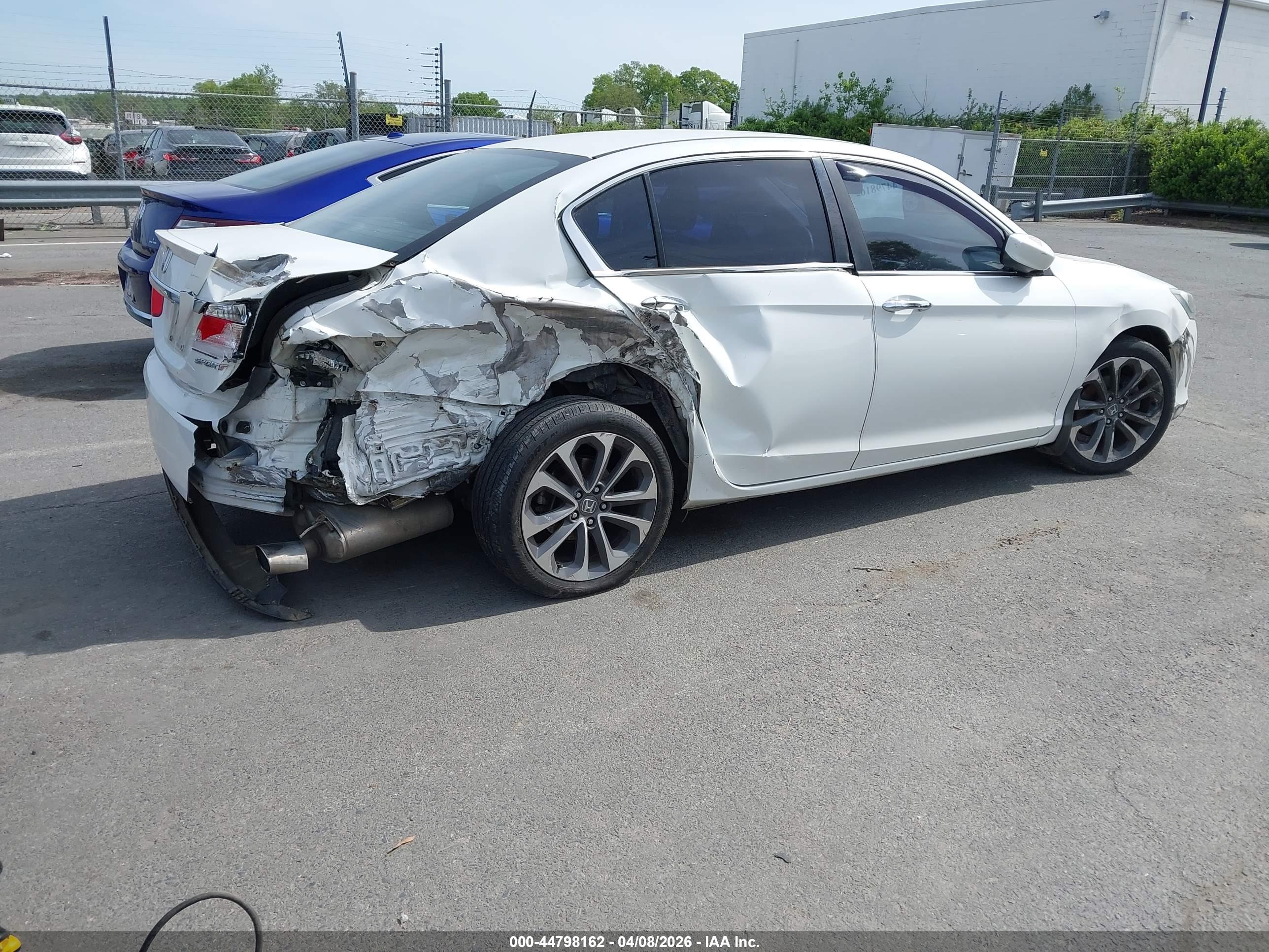 HONDA ACCORD image 4